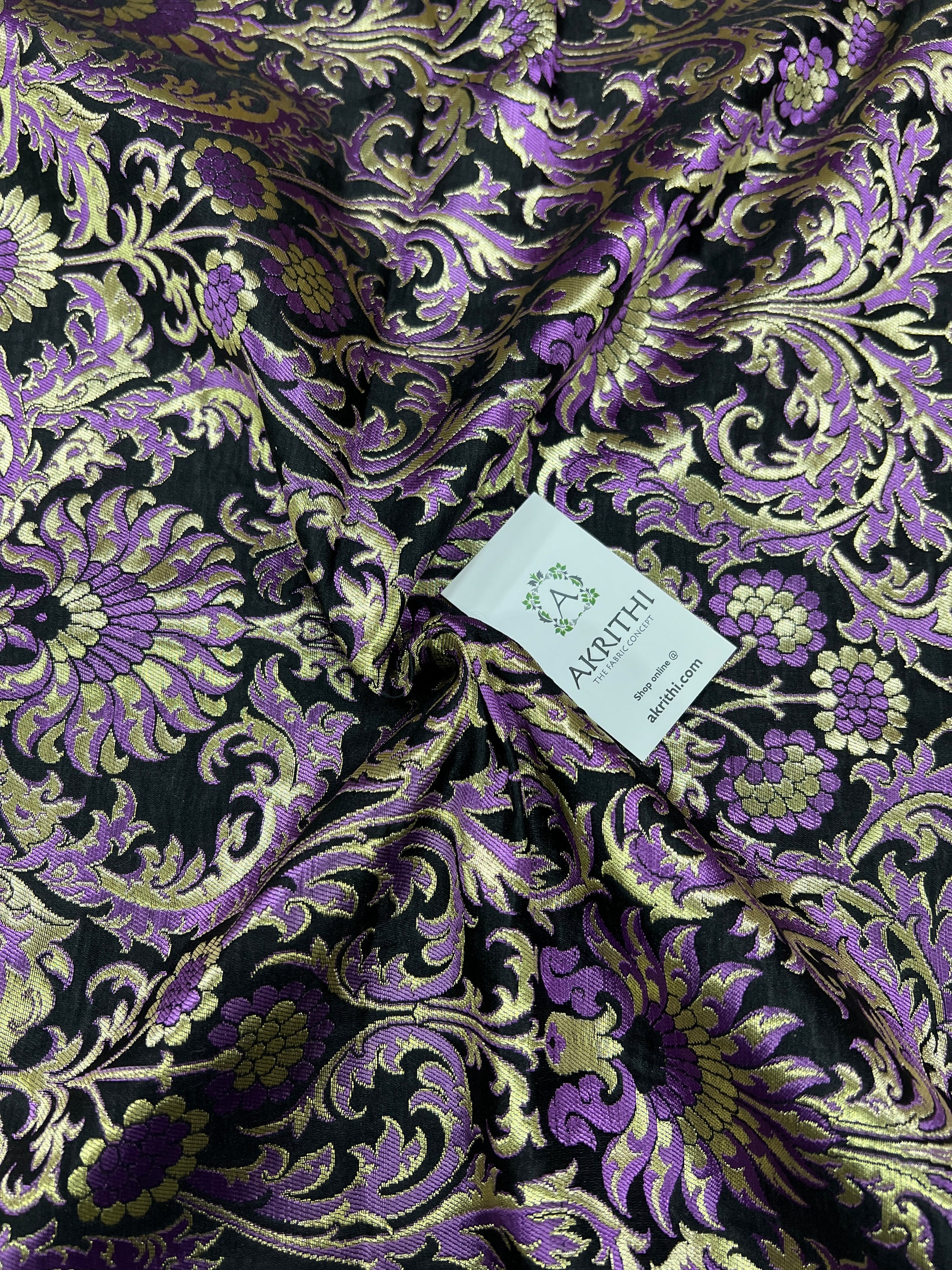 Banarasi fabric 75 cms cut