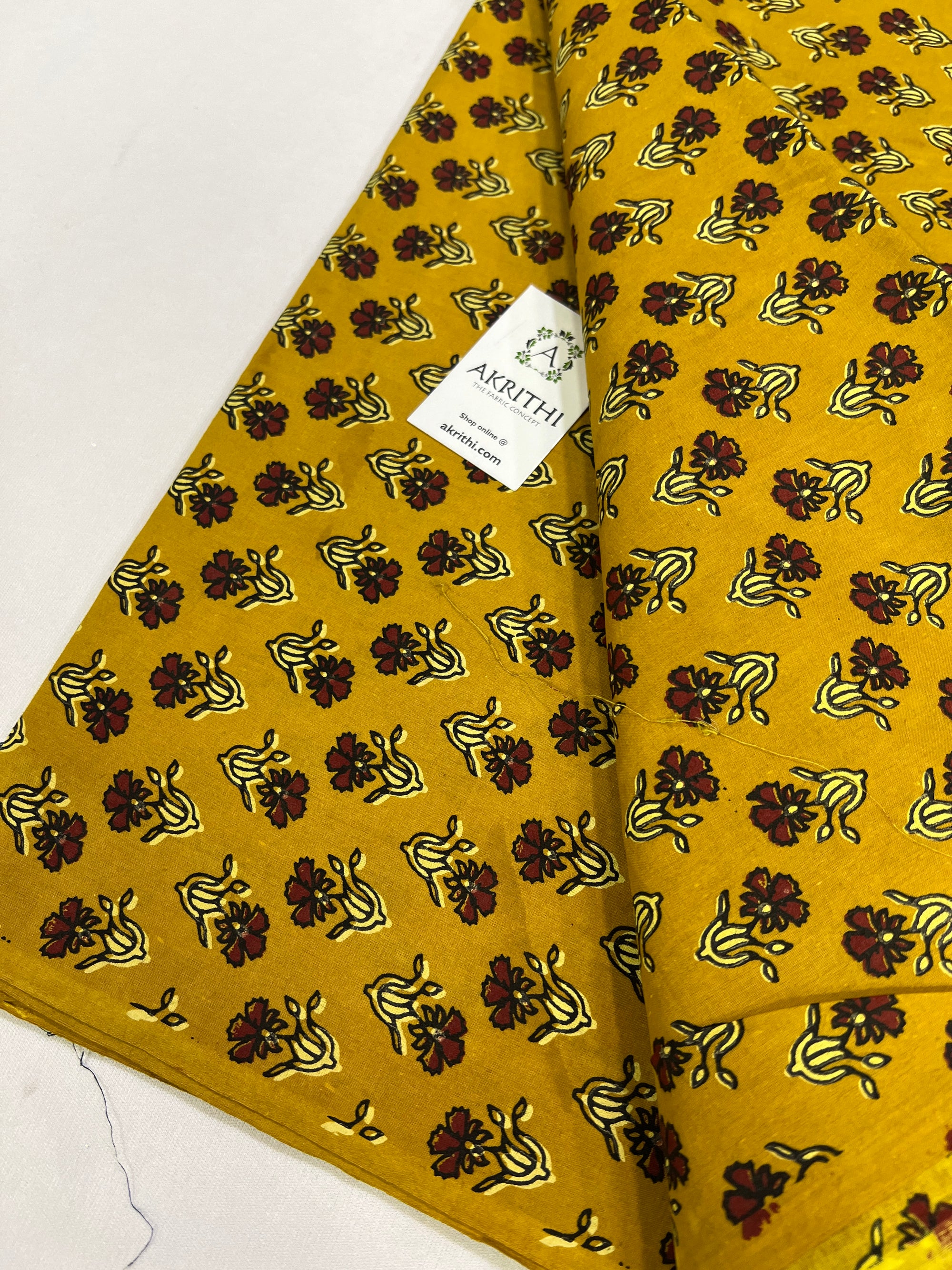 Printed pure cotton fabric