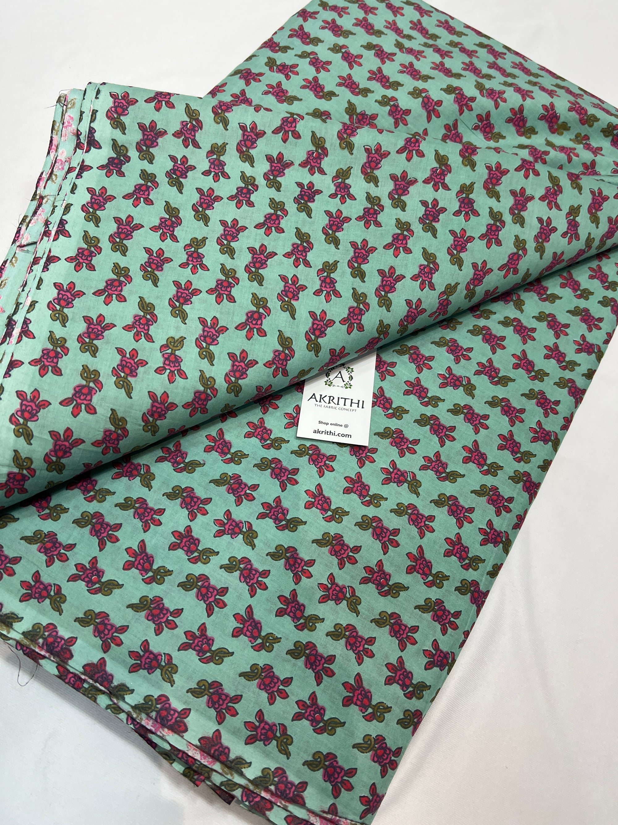 Printed pure cotton fabric