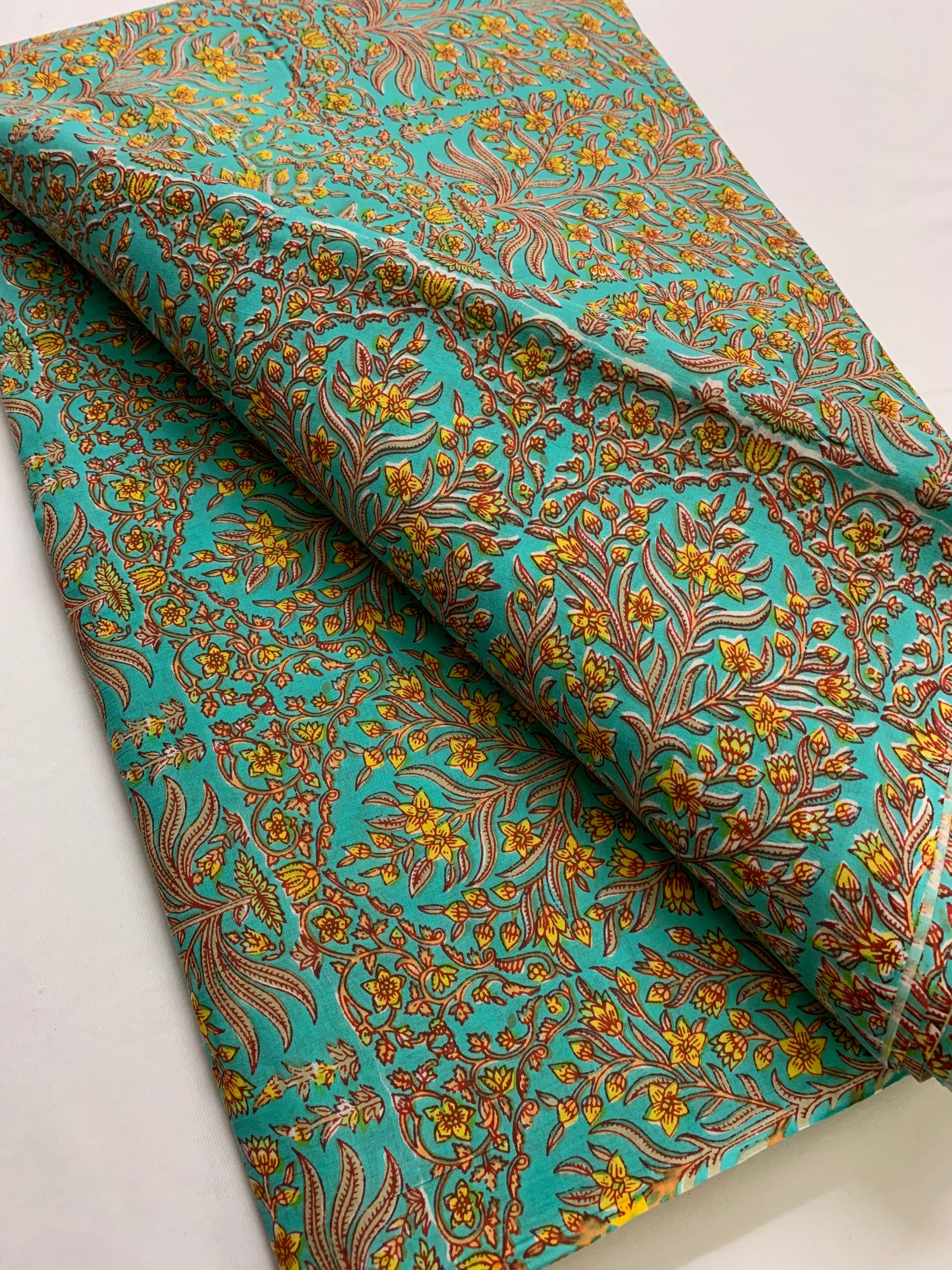 Printed pure cotton fabric