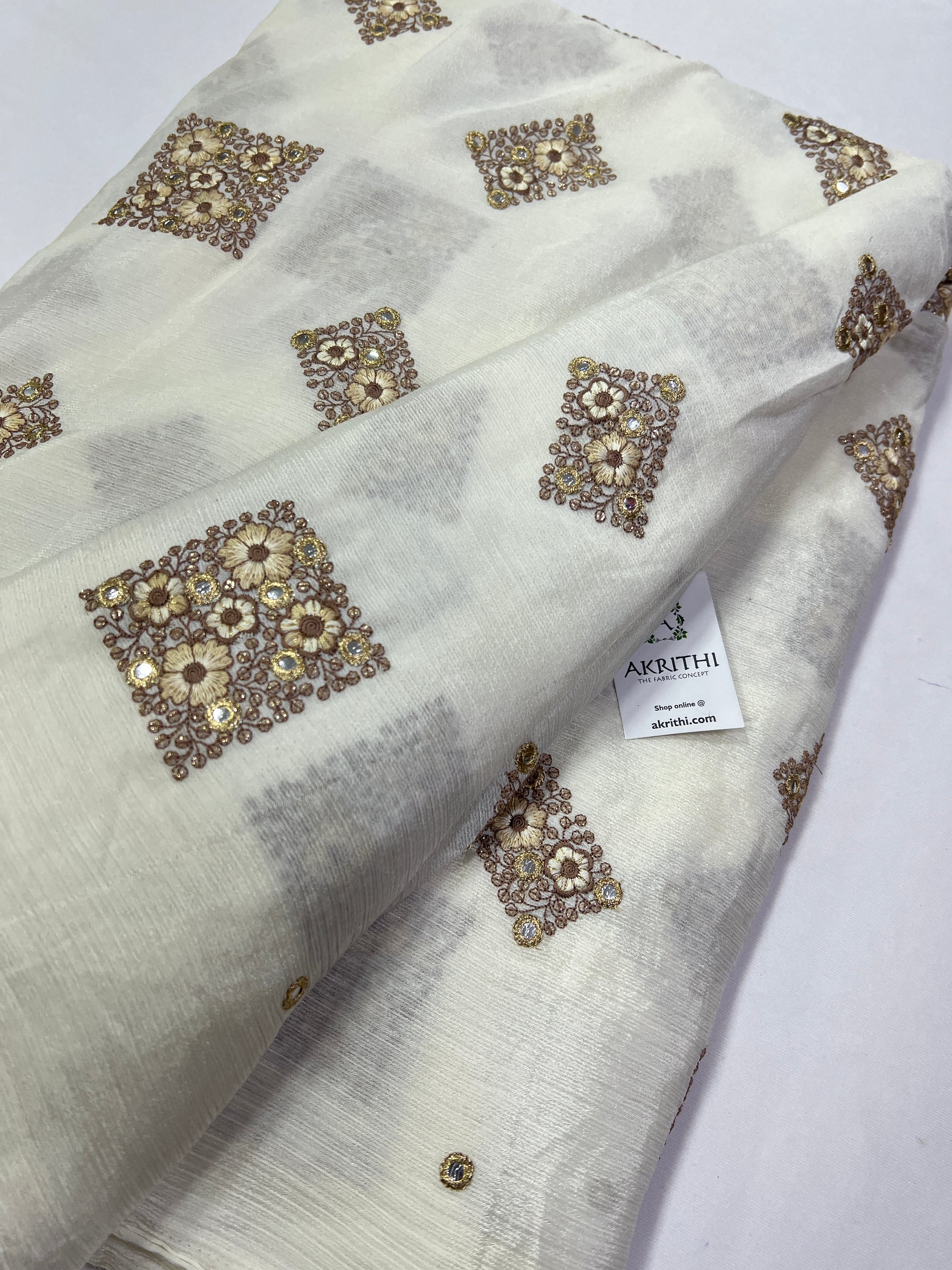 Embroidery on chinon fabric