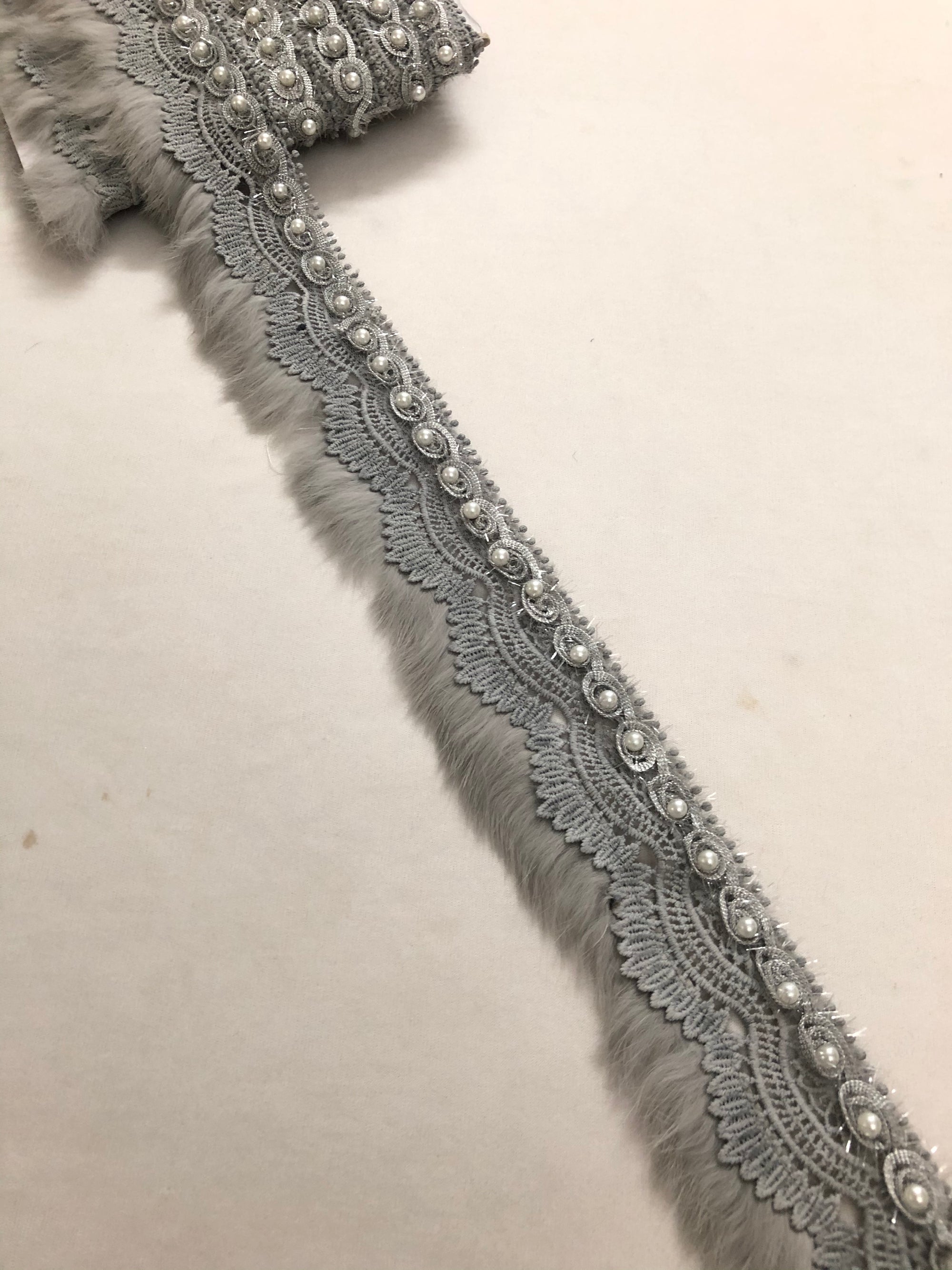 Embroidered lace 9 metres roll