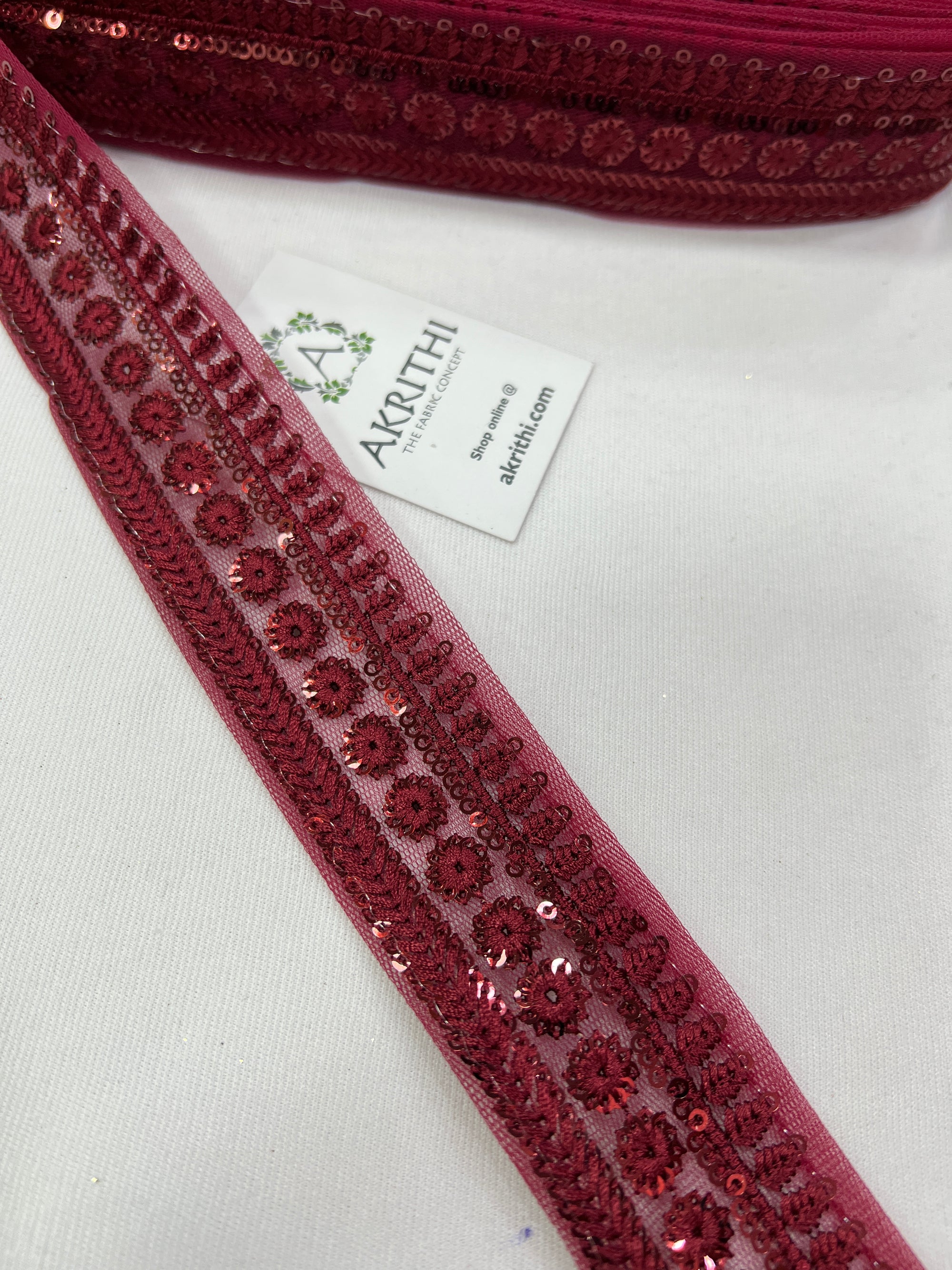Embroidered lace 9 metres roll