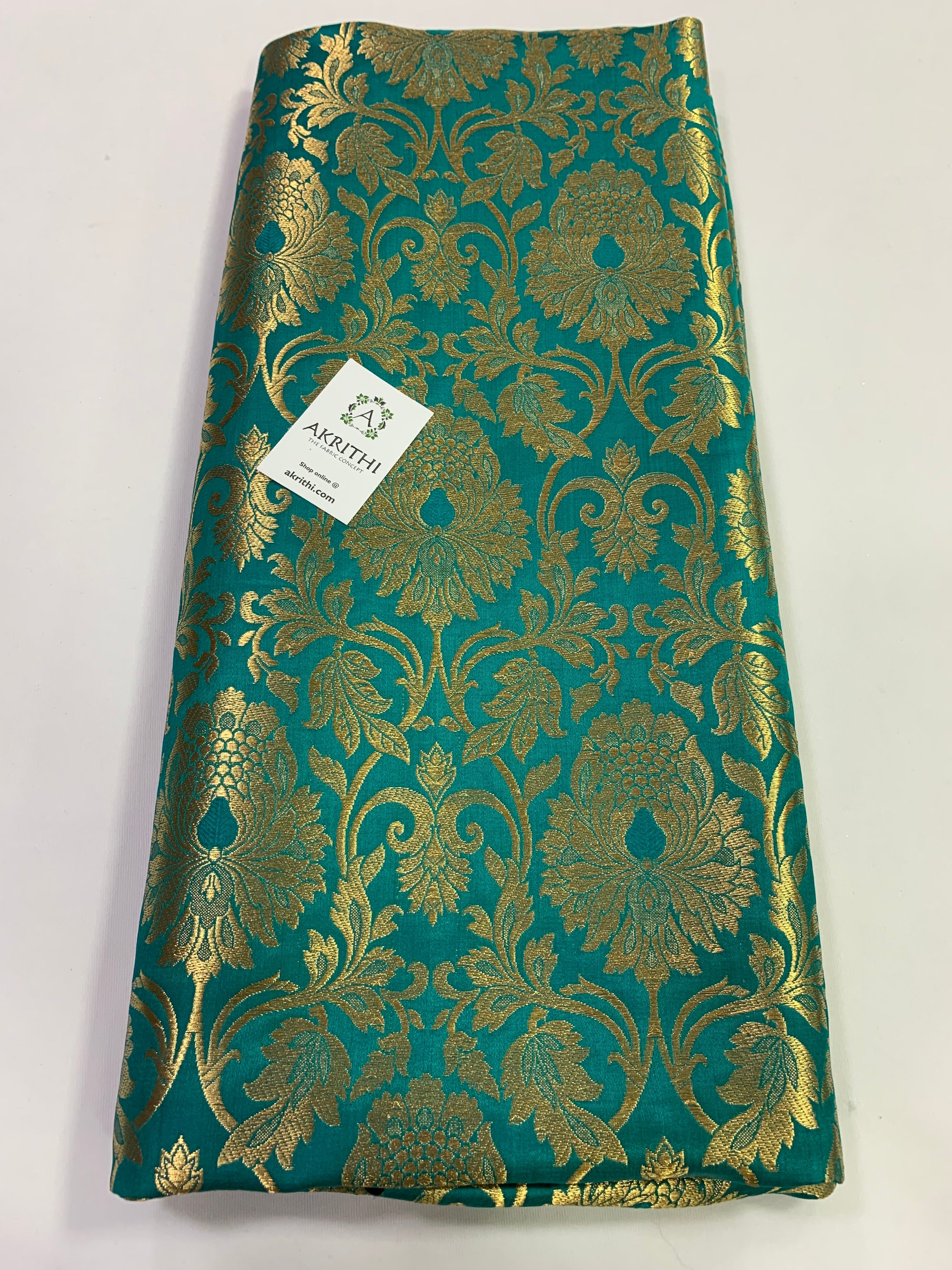 Handloom Banarasi brocade fabric