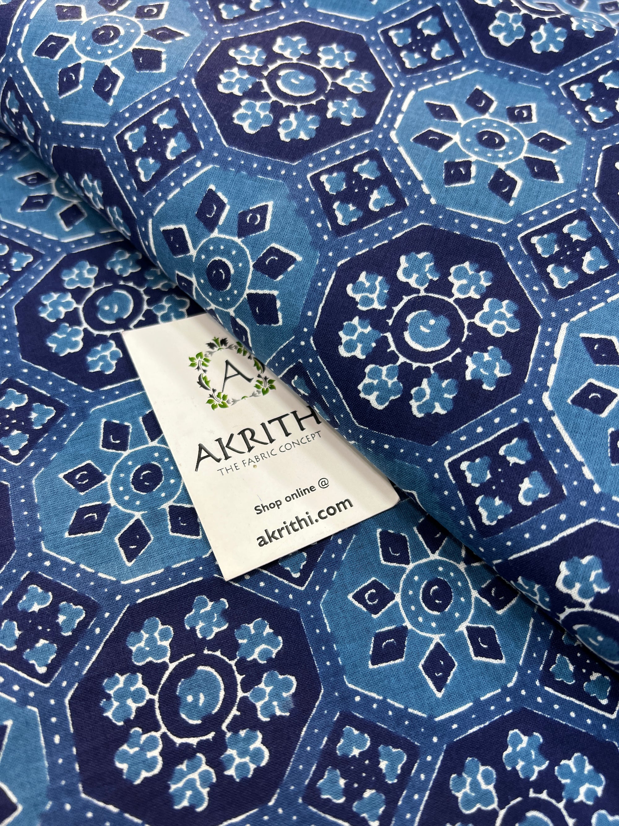 Printed pure cotton fabric
