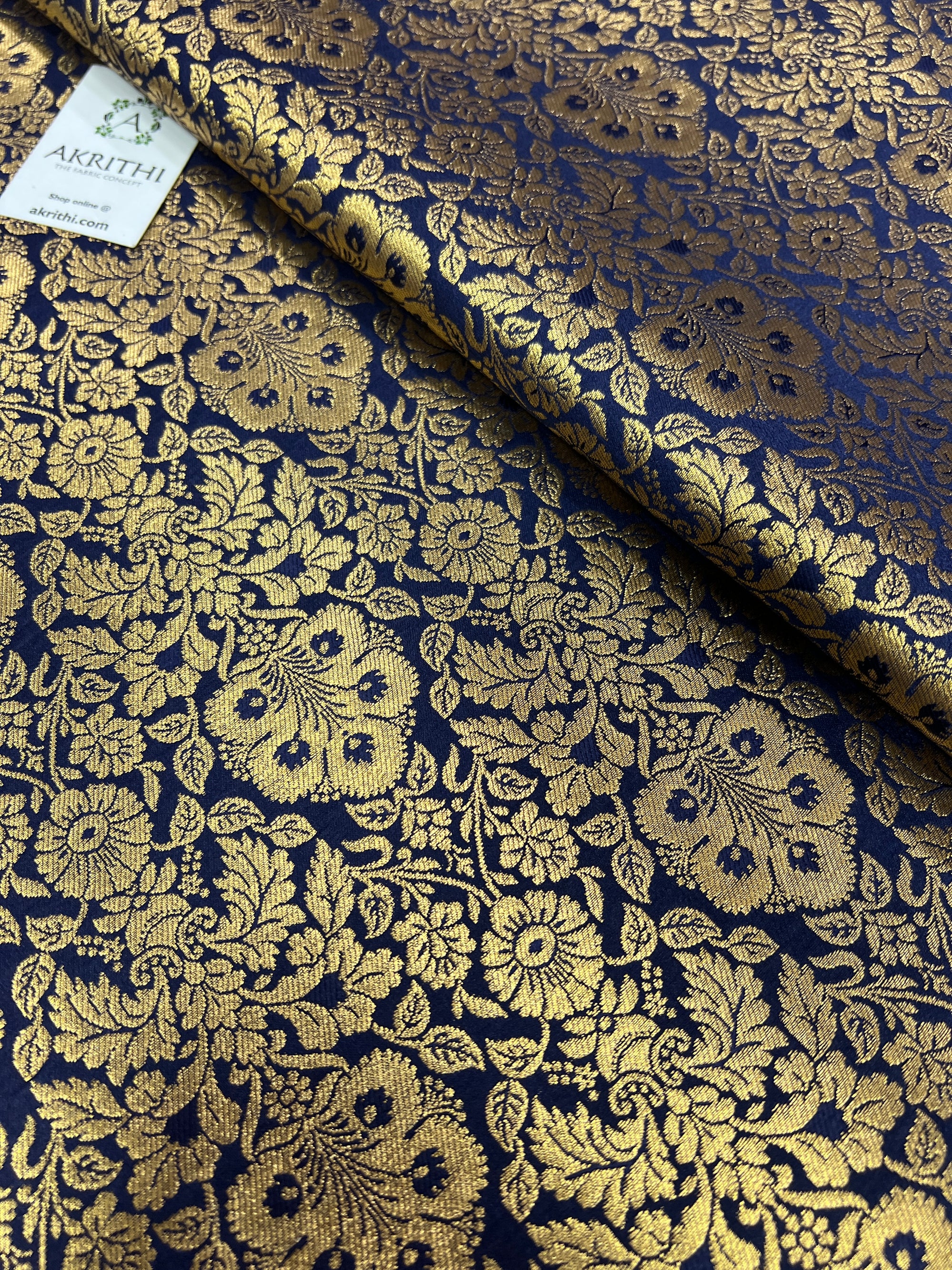 Handloom Banarasi brocade fabric