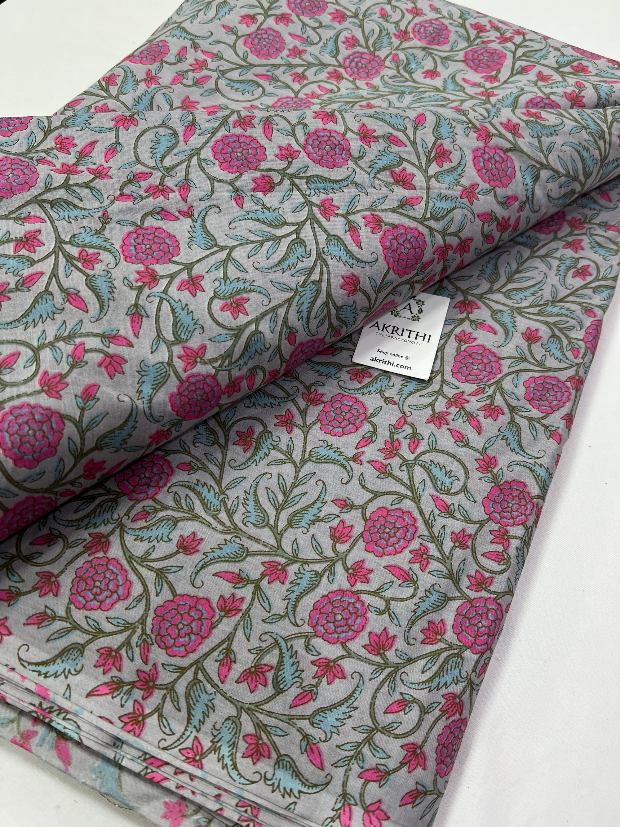 Printed pure cotton fabric