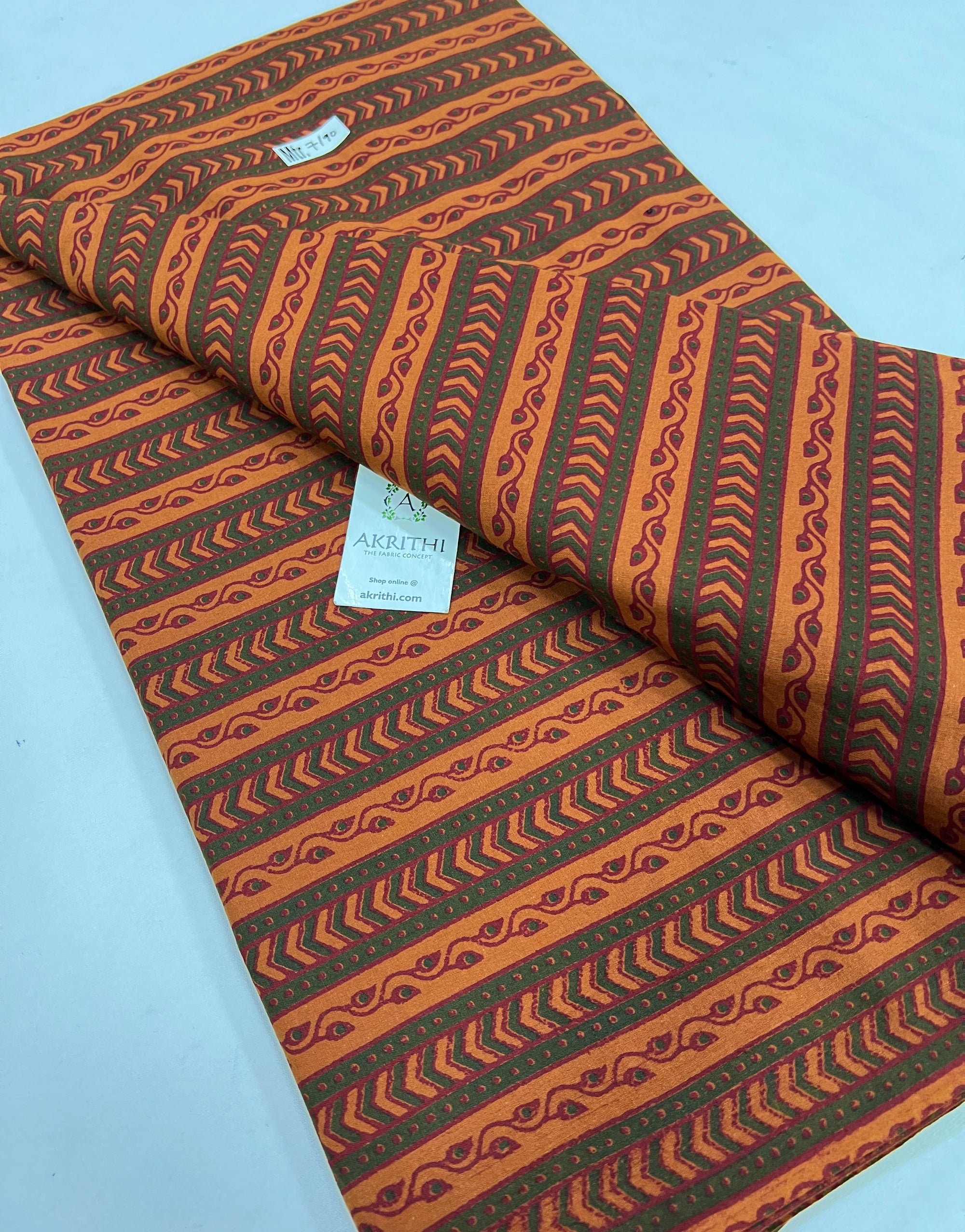 Printed pure cotton fabric