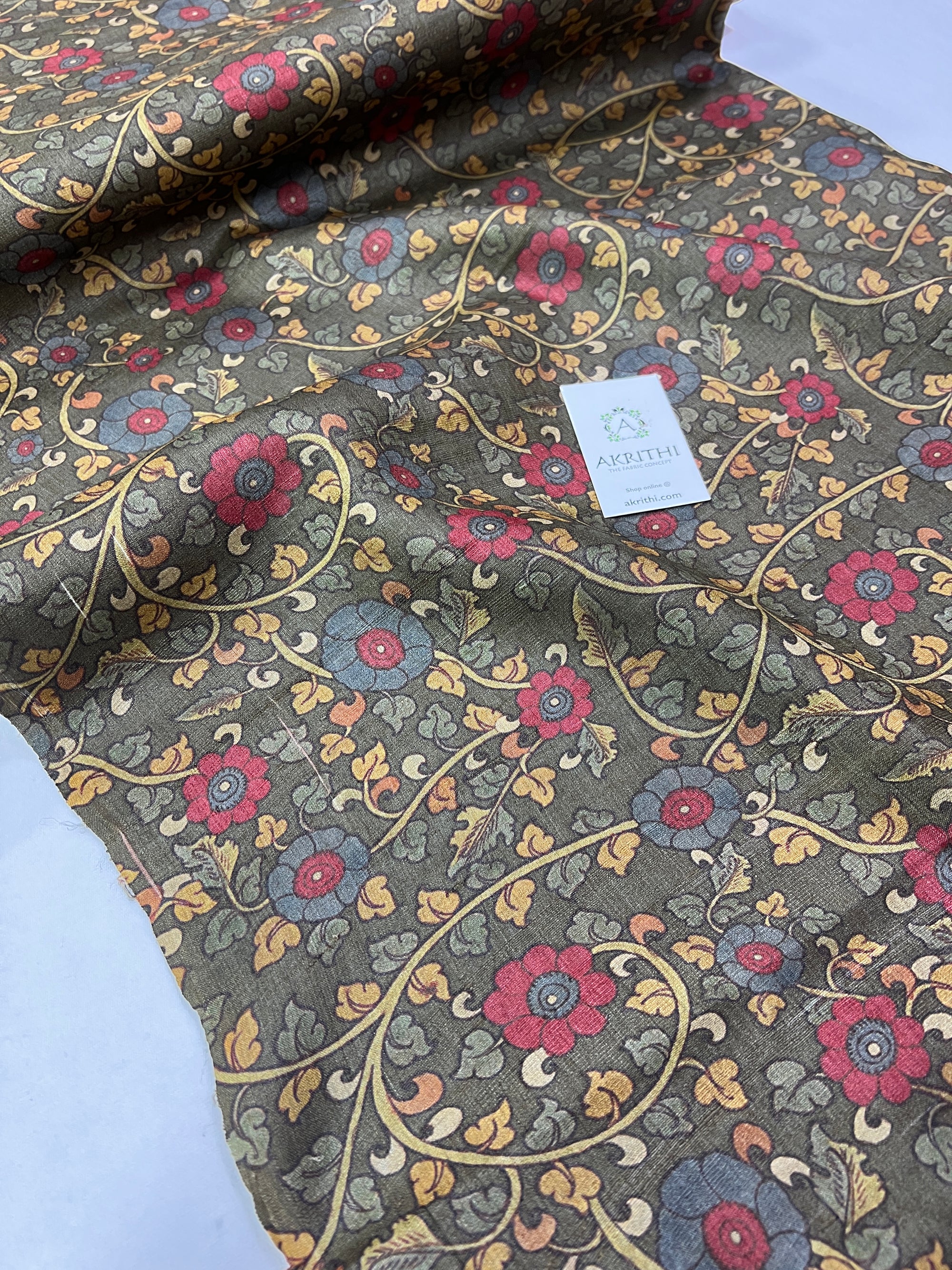 Digital Printed handloom pure tussar silk fabric