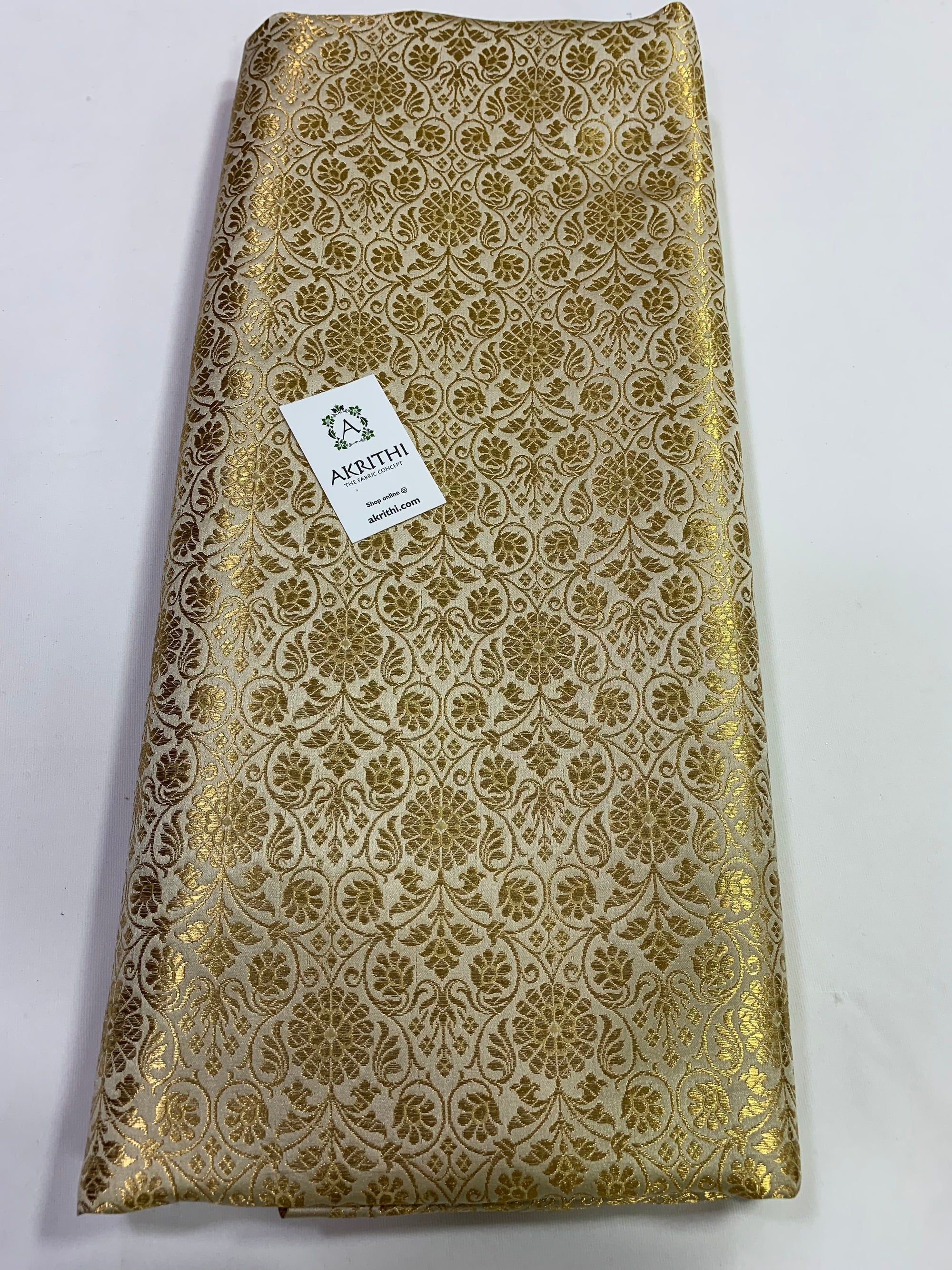 Handloom Banarasi brocade fabric