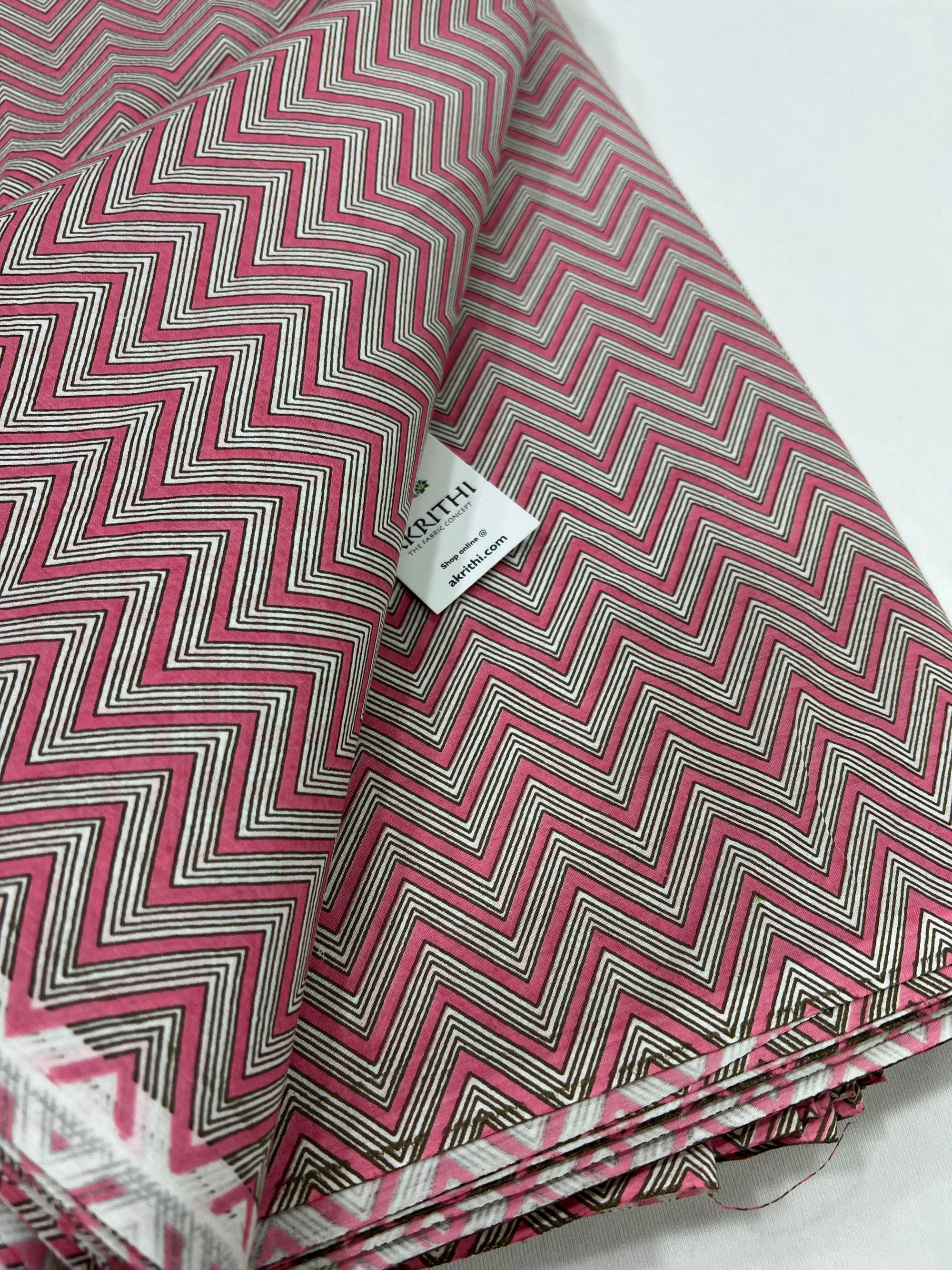 Printed pure cotton fabric