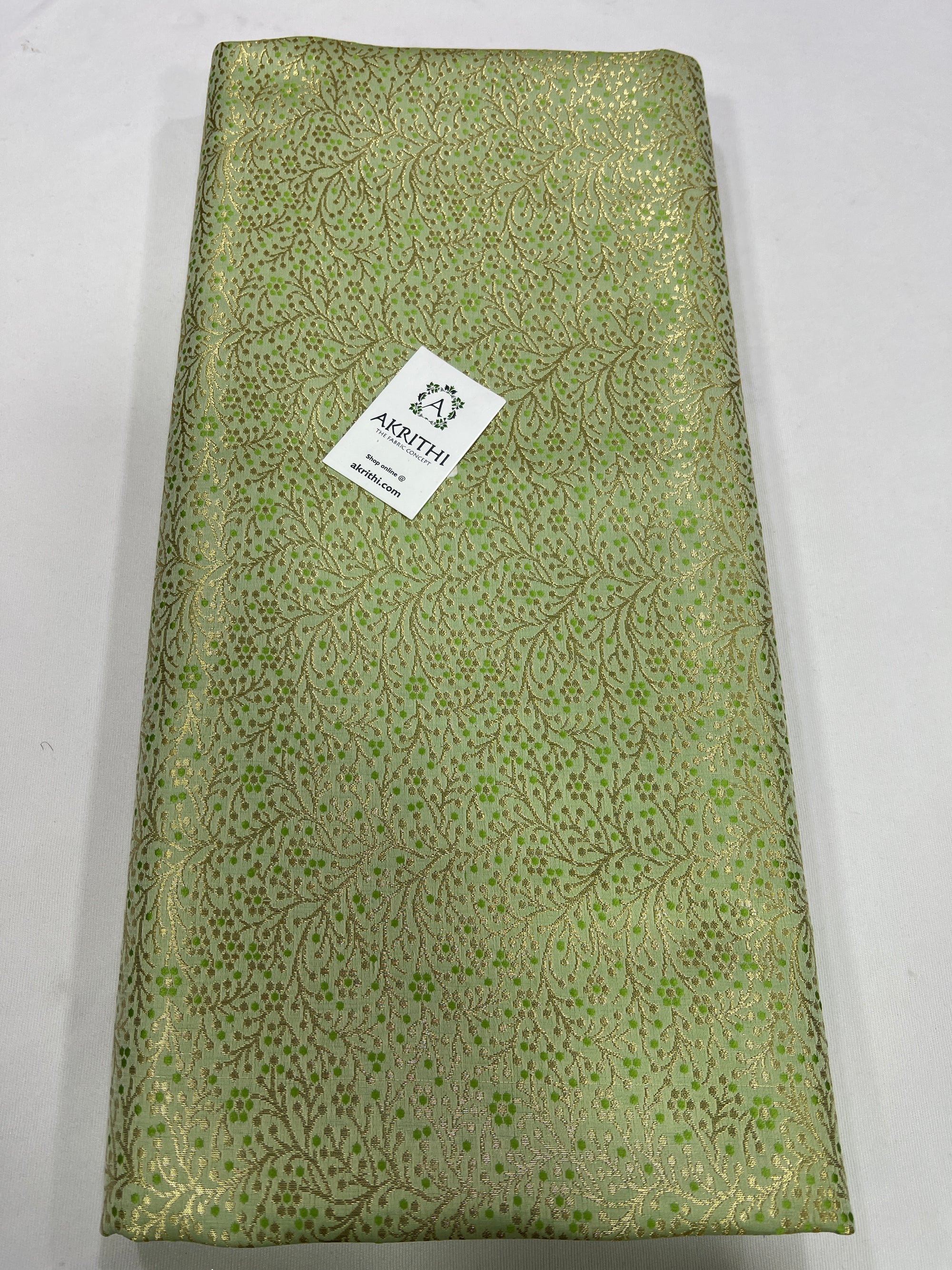 Handloom Banarasi brocade fabric