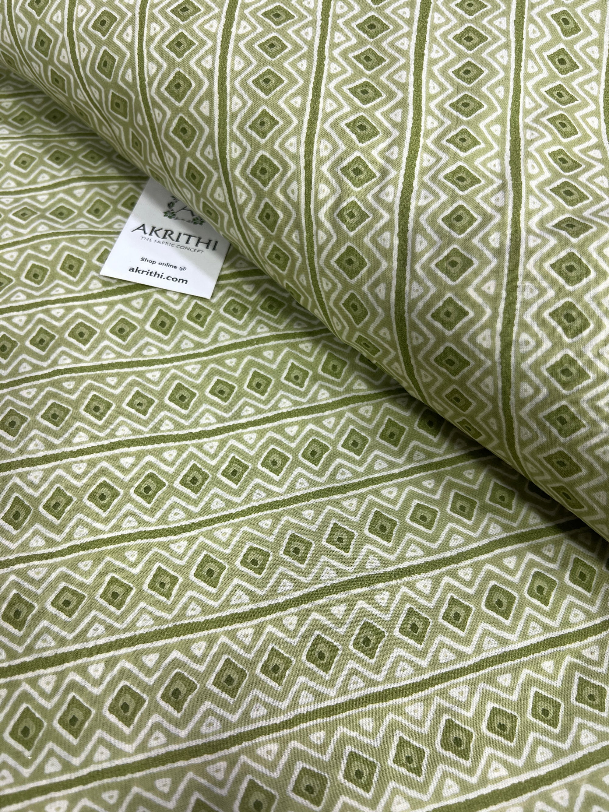 Printed pure cotton fabric