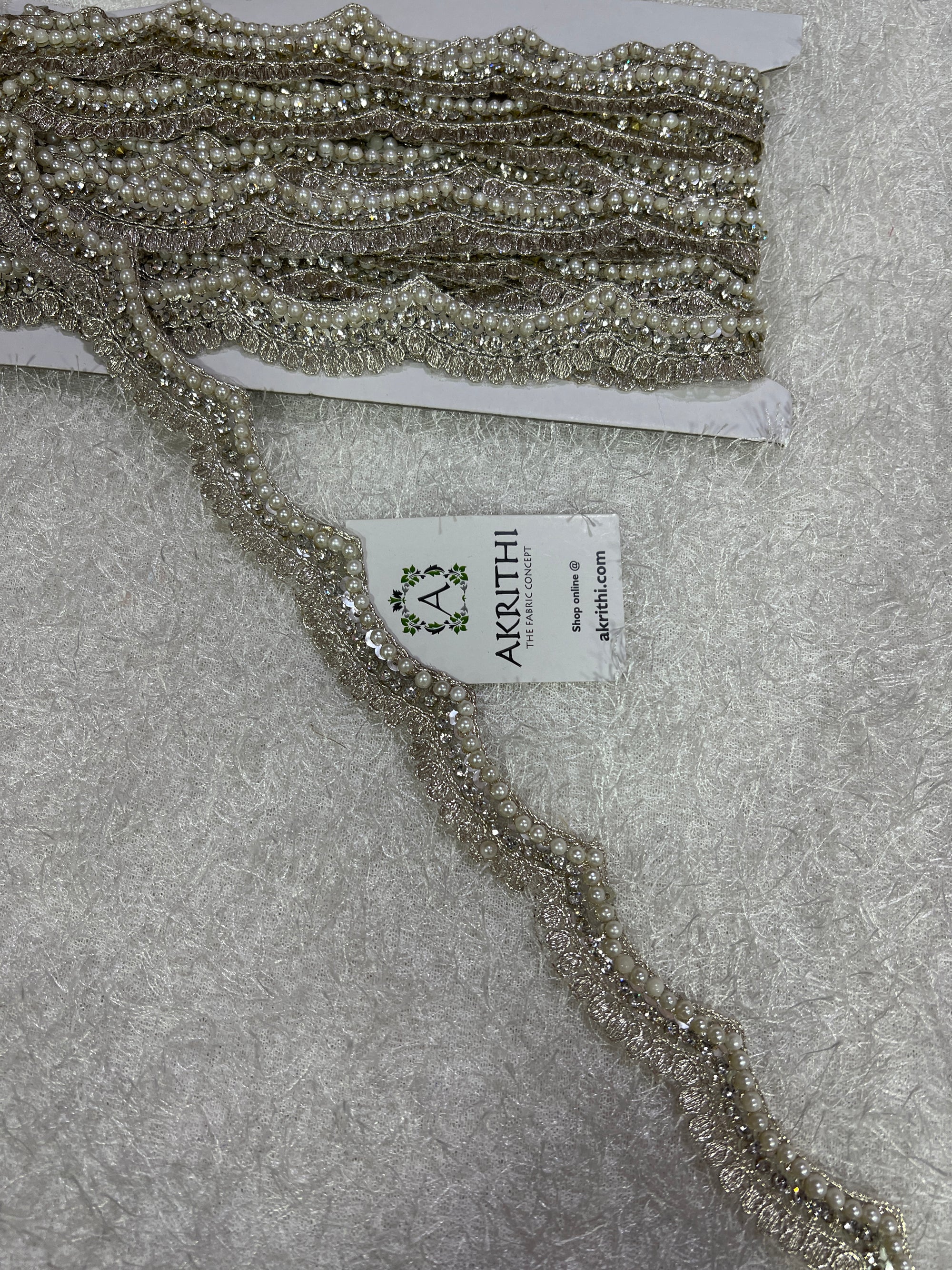 Embroidered lace 9 metres roll