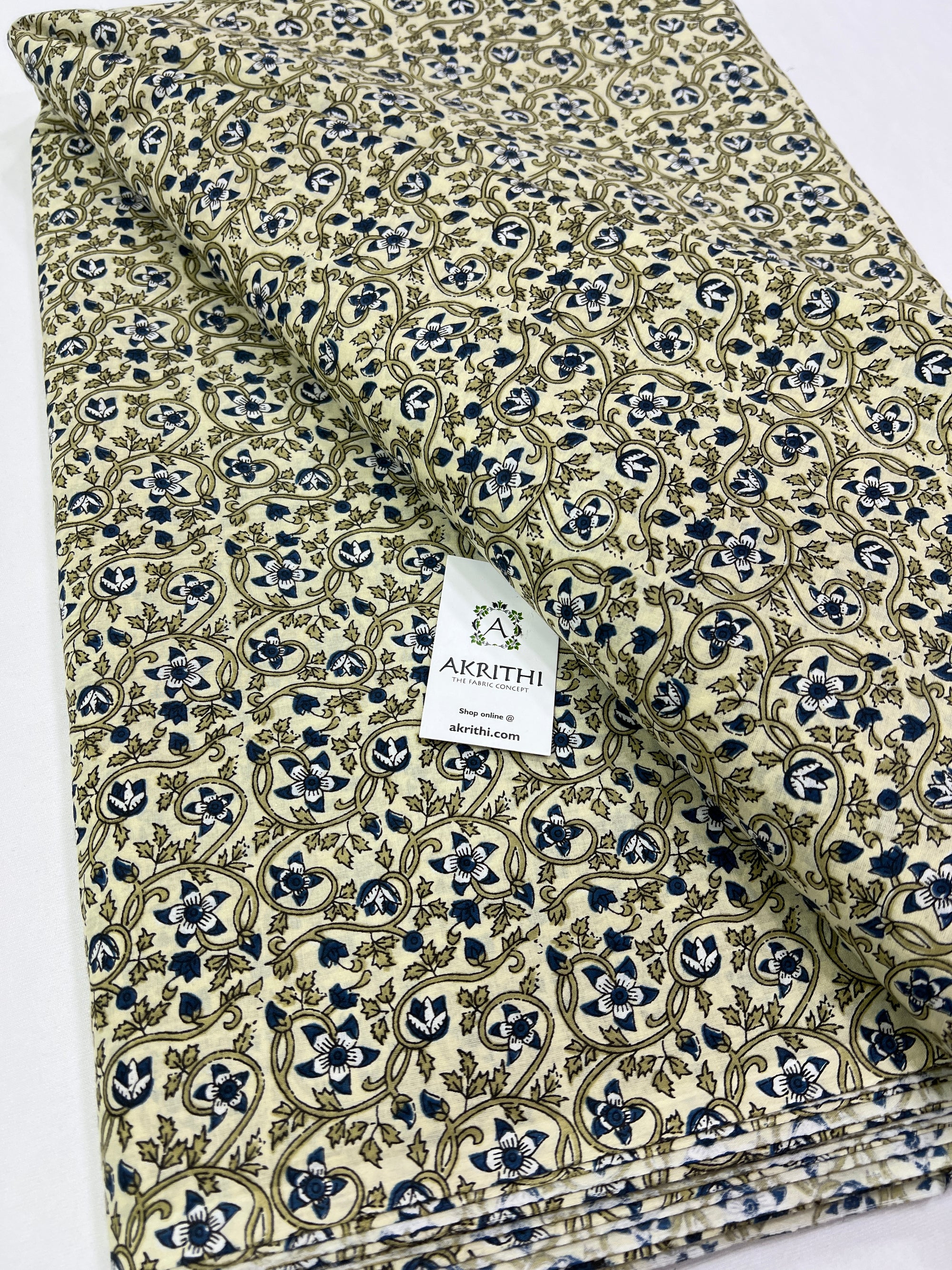 Printed pure cotton fabric