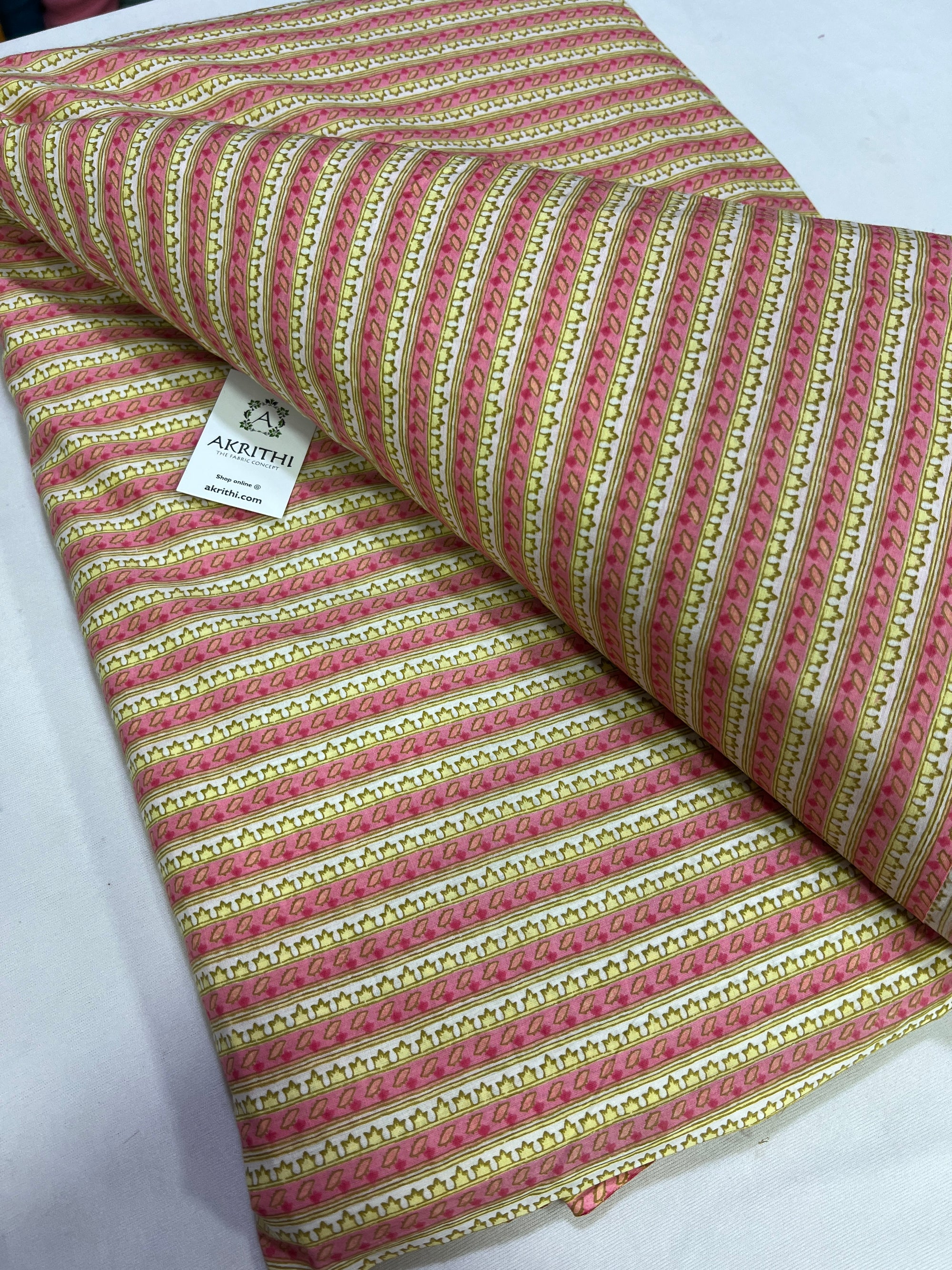 Printed pure cotton fabric