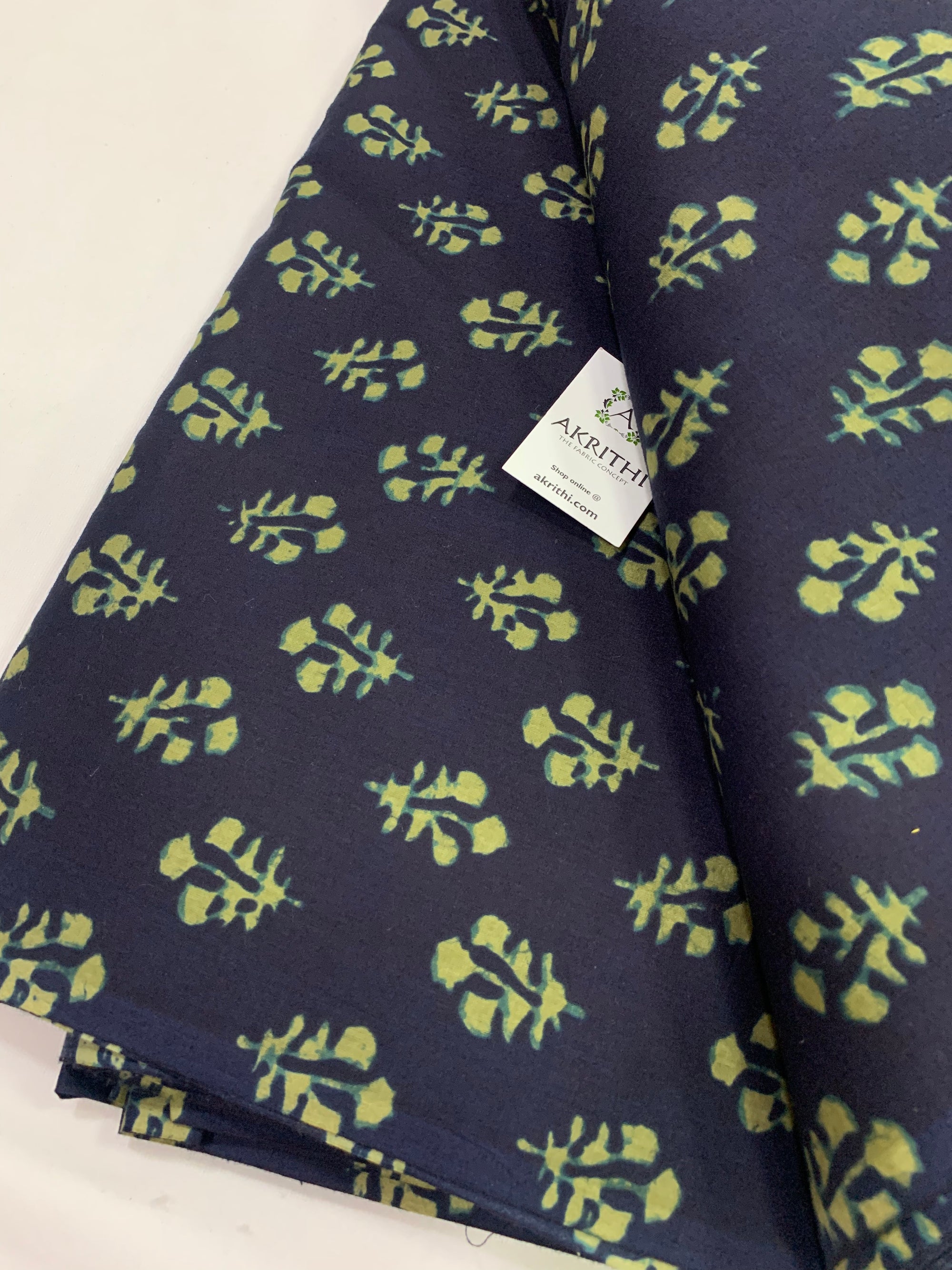 Printed pure cotton fabric