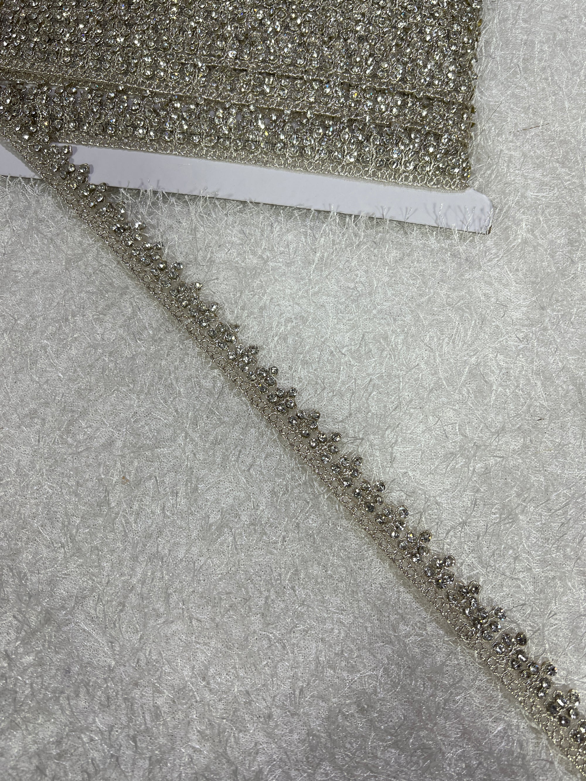 Embroidered lace 9 metres roll