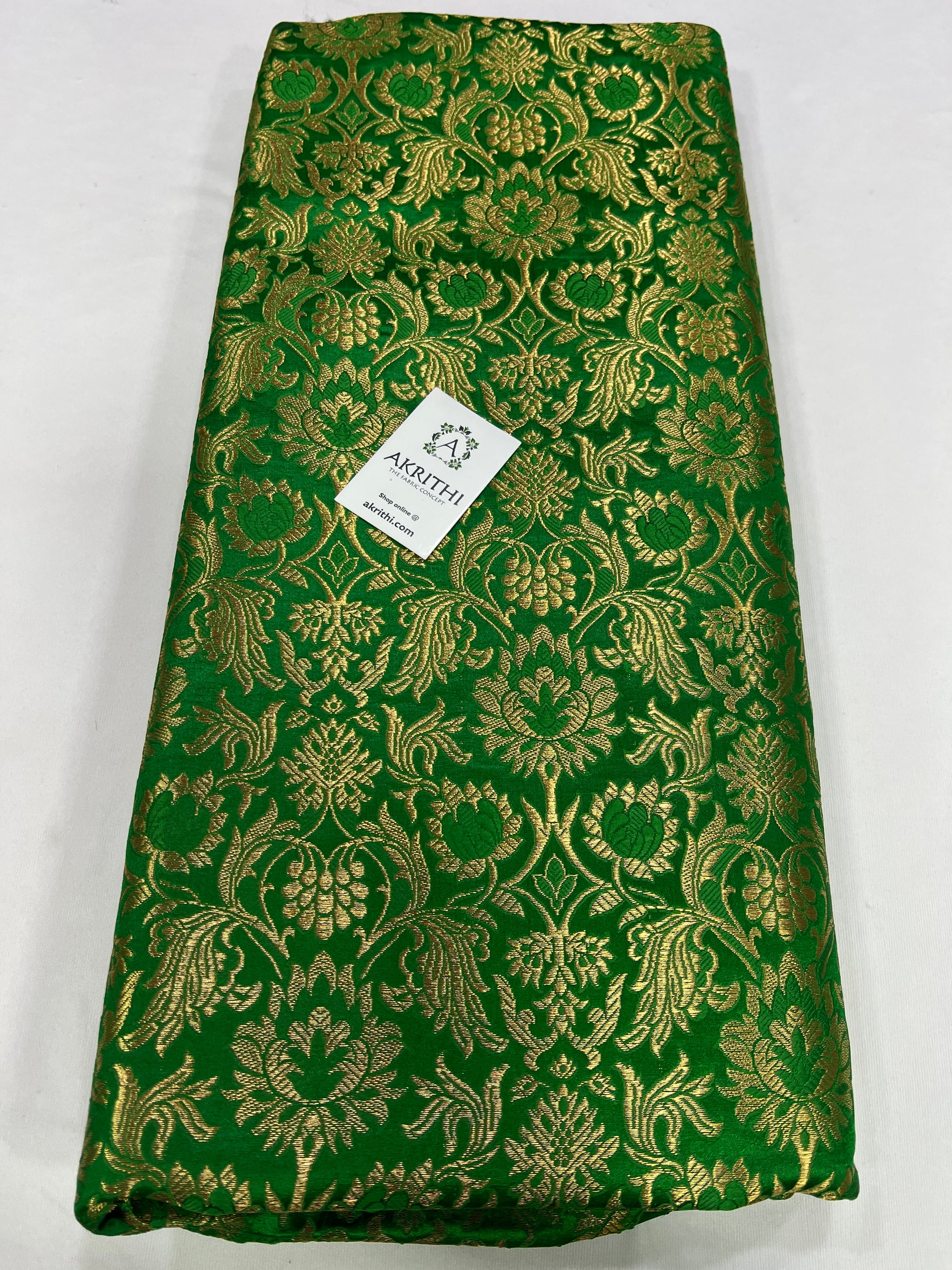 Handloom Banarasi brocade fabric
