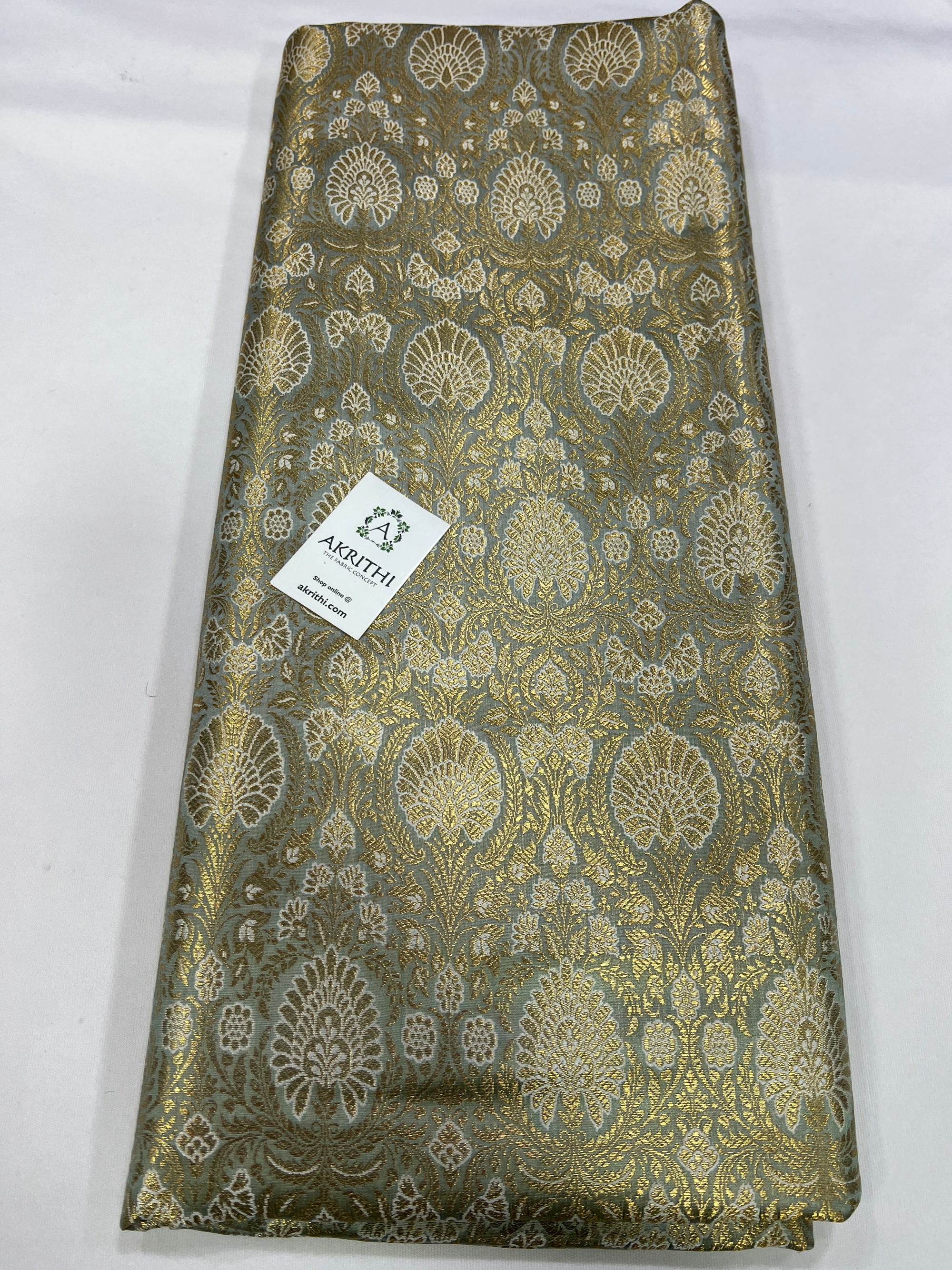 Handloom Banarasi brocade fabric