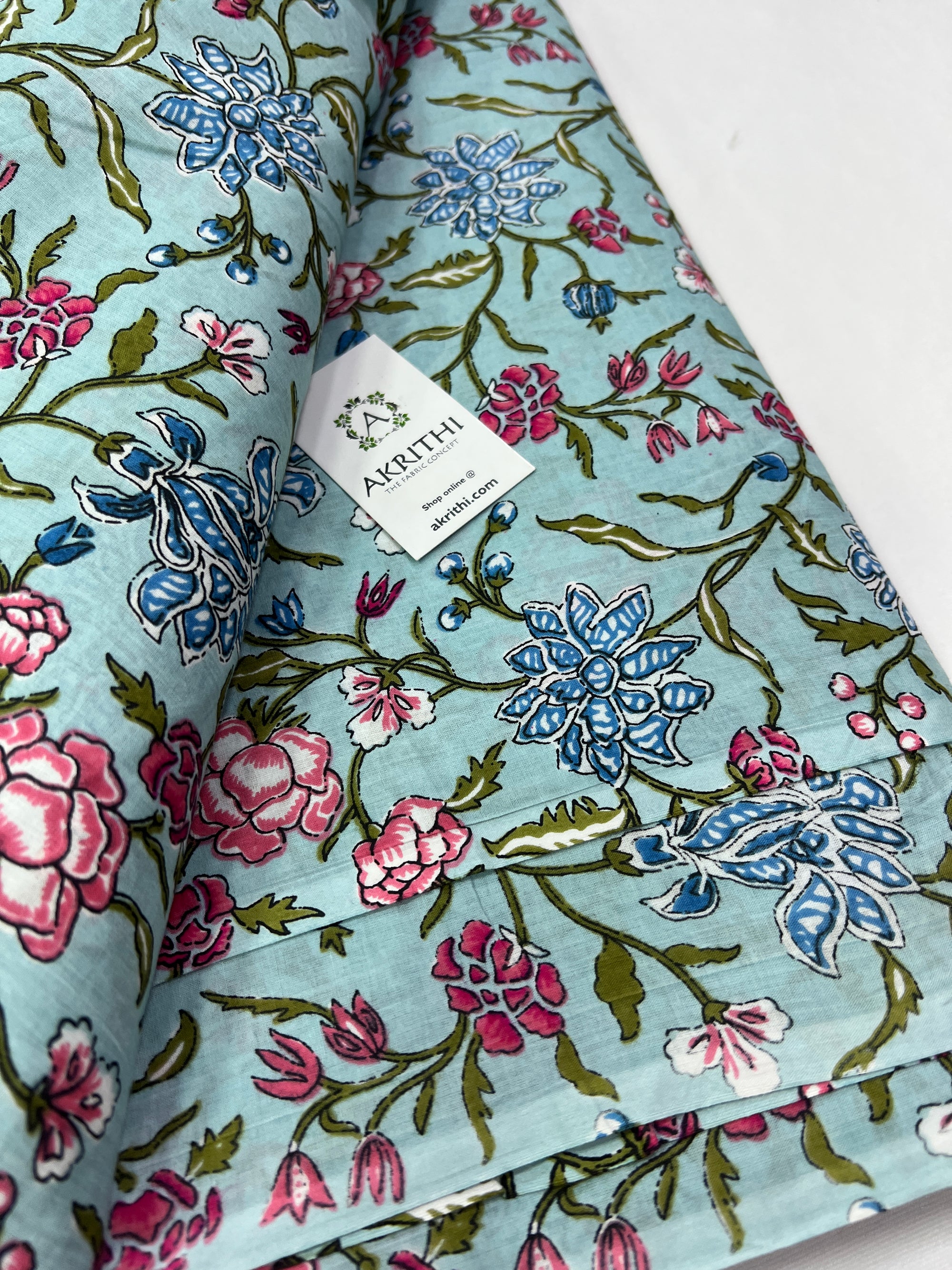 Printed pure cotton fabric