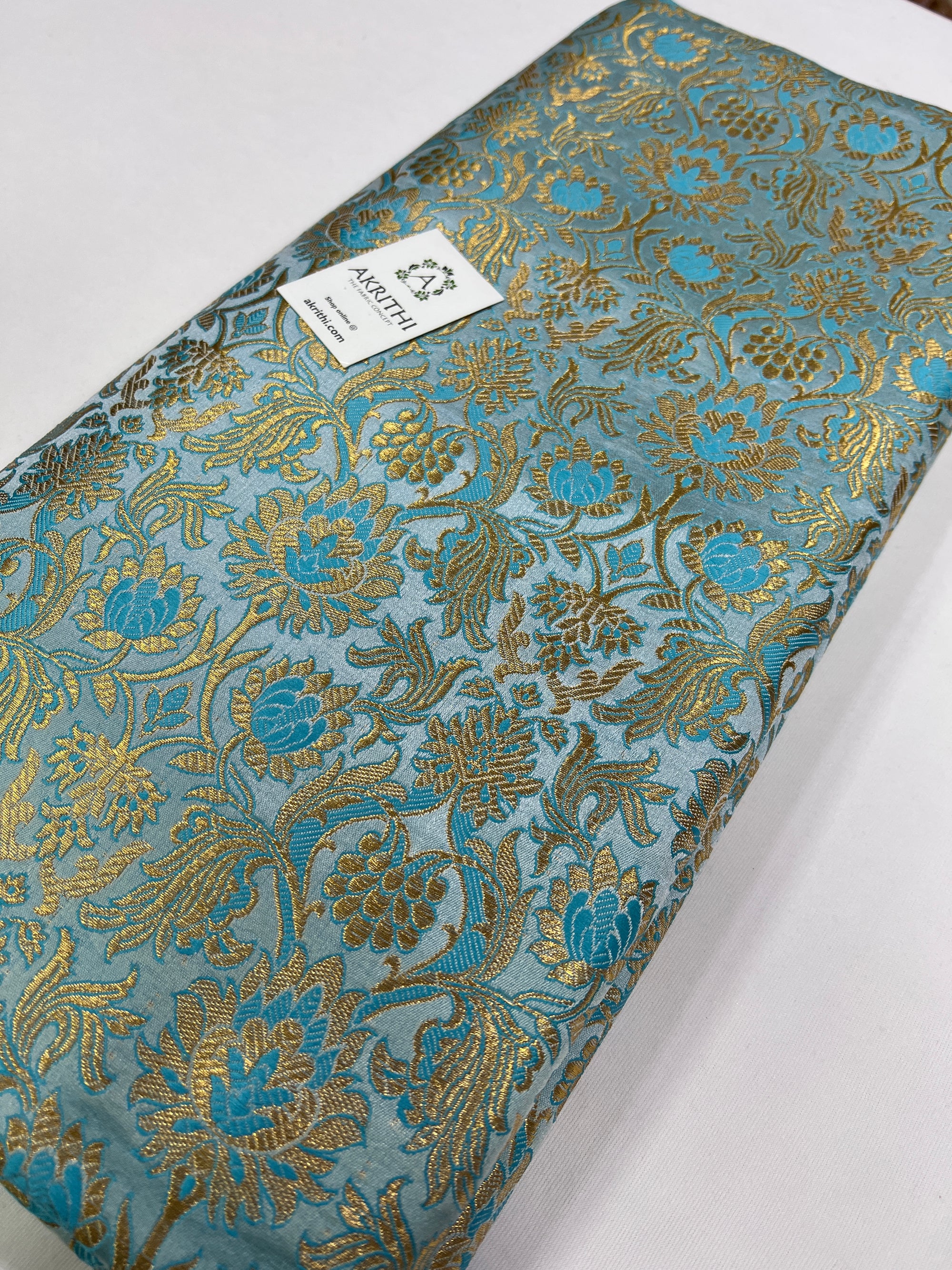 Handloom Banarasi brocade fabric
