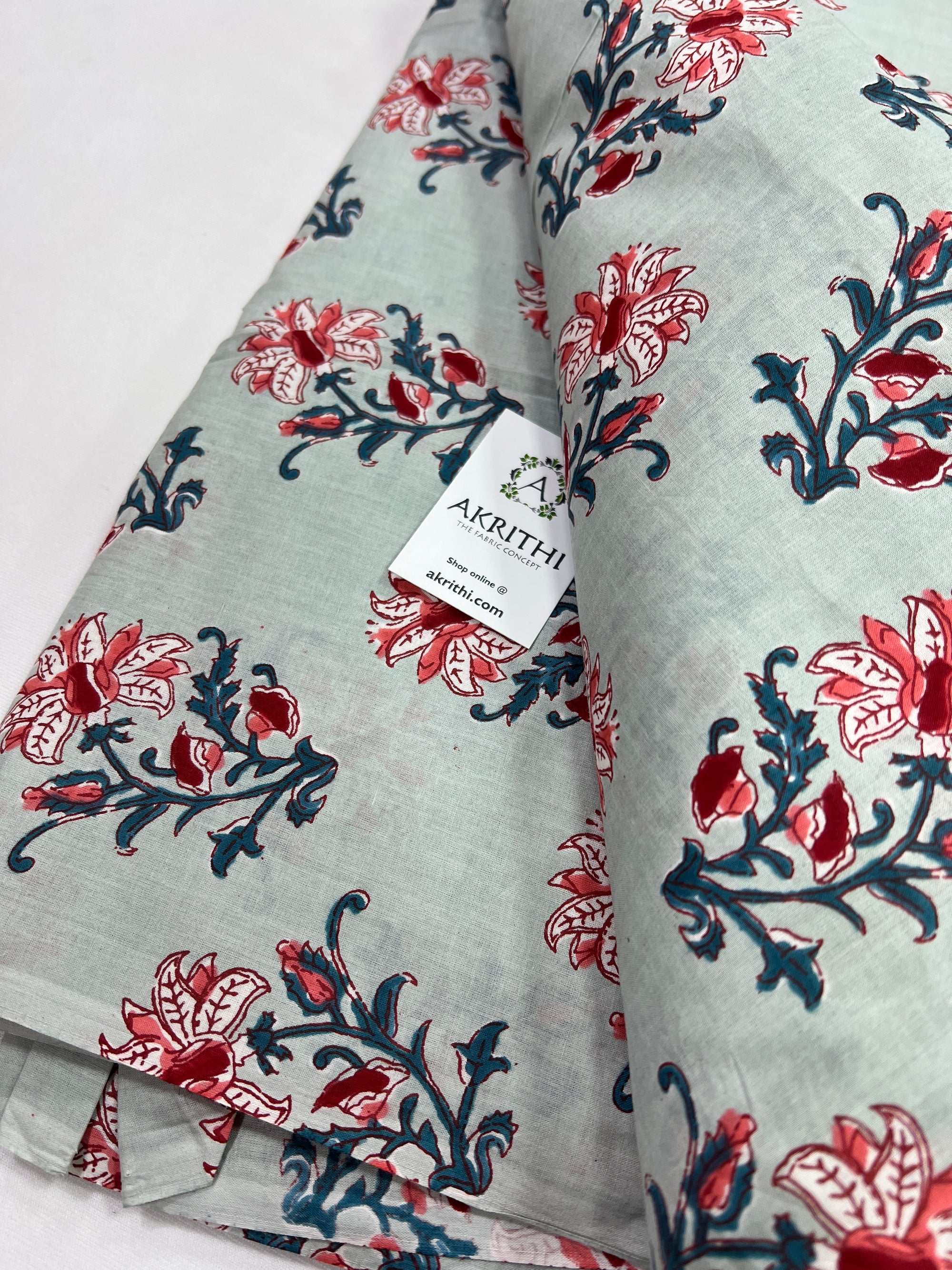 Printed pure cotton fabric