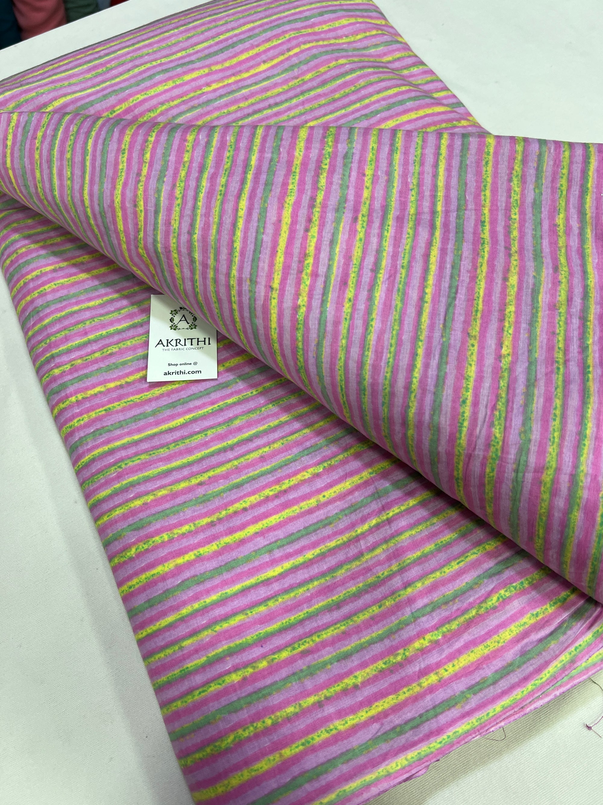 Printed pure cotton fabric