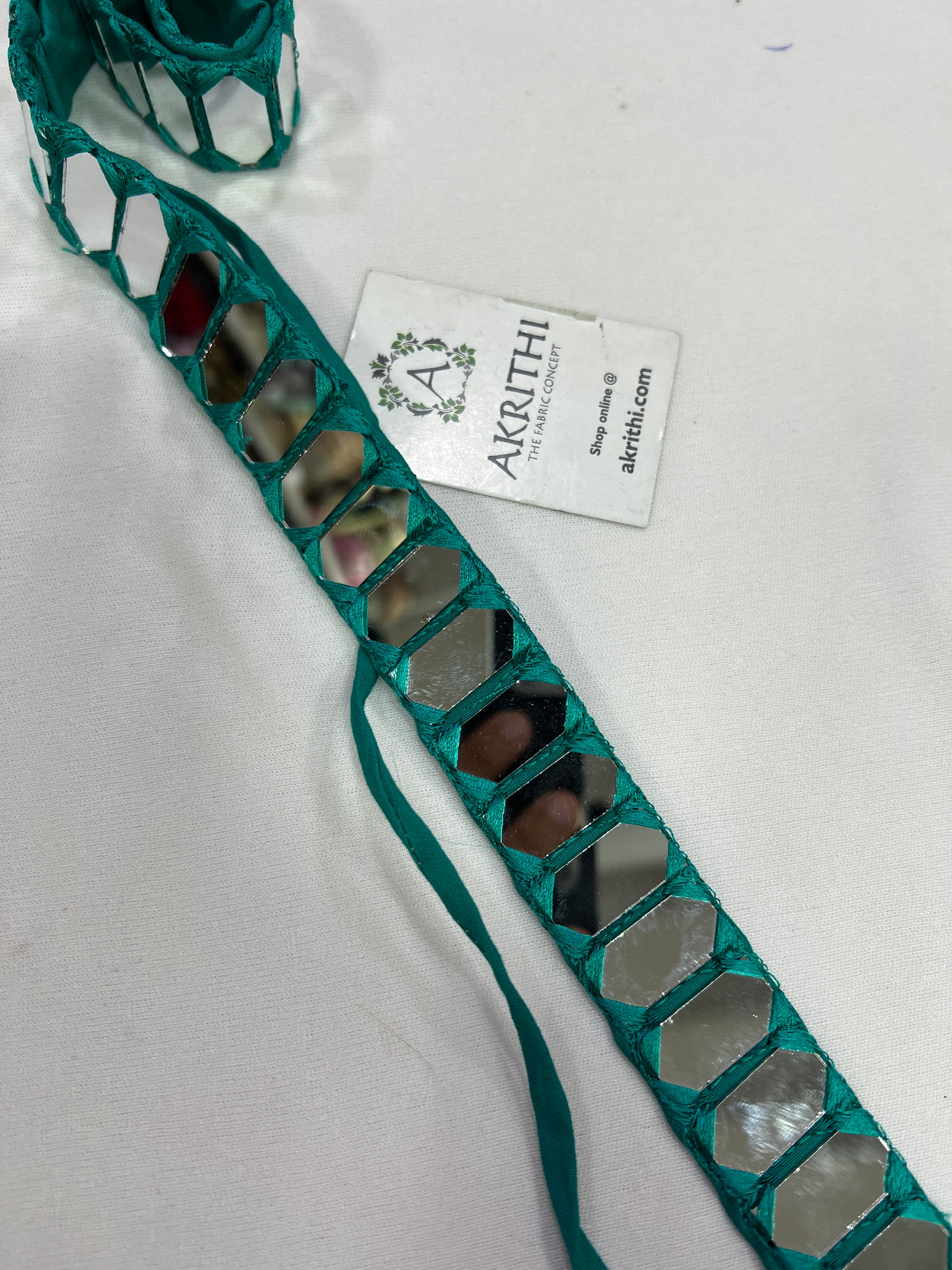 Real mirror belt
