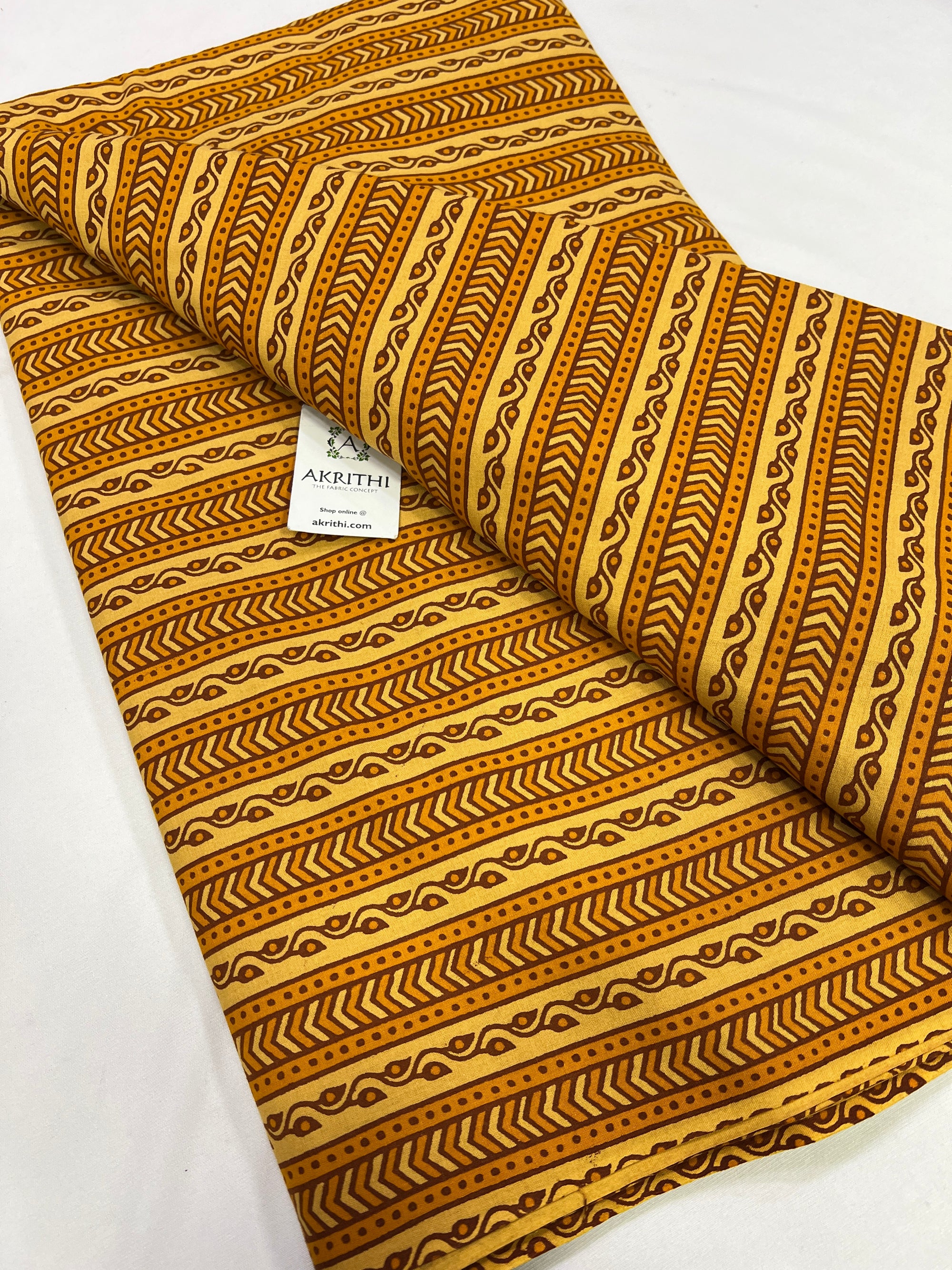 Printed pure cotton fabric