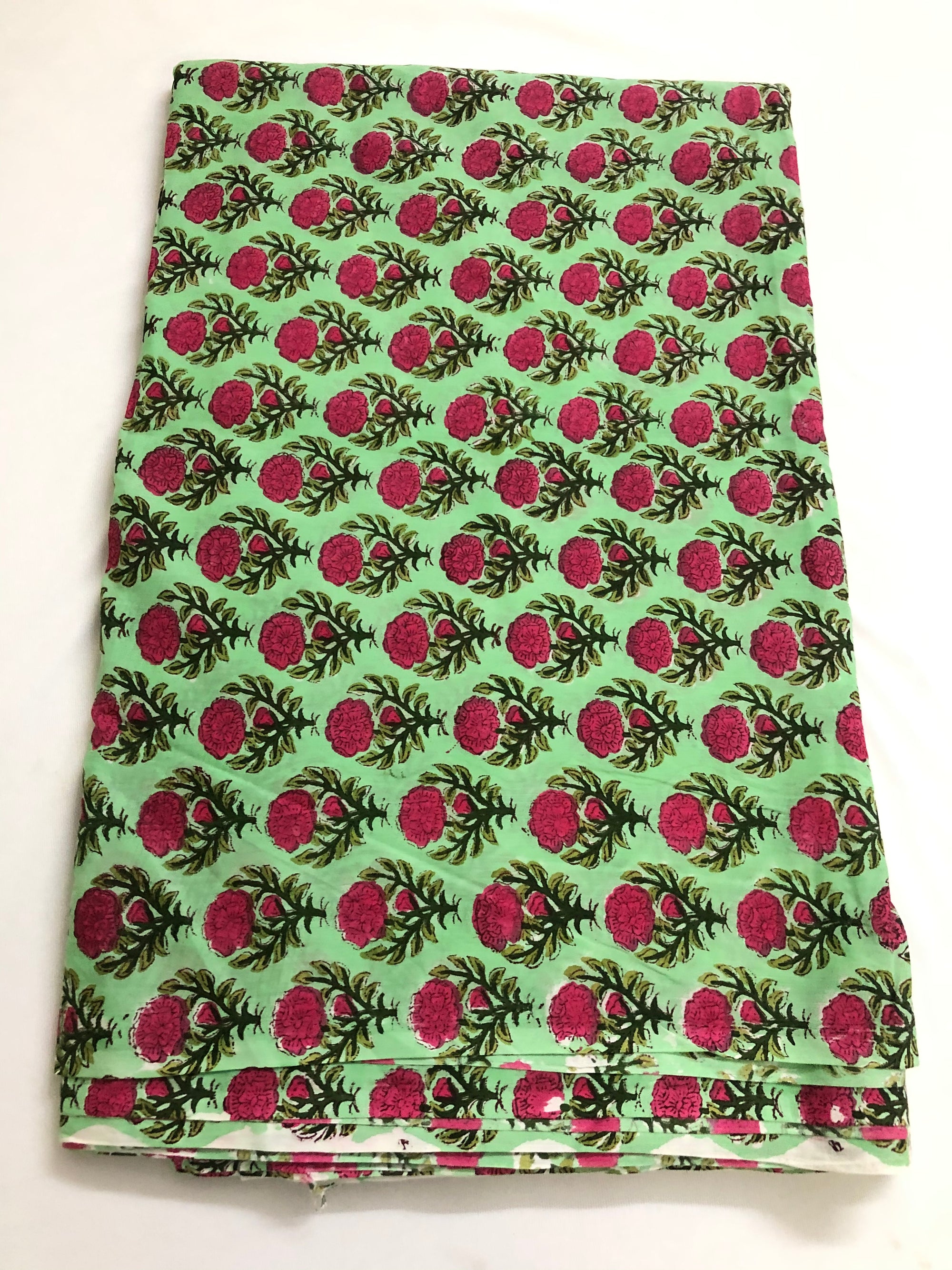 Printed mul cotton fabric