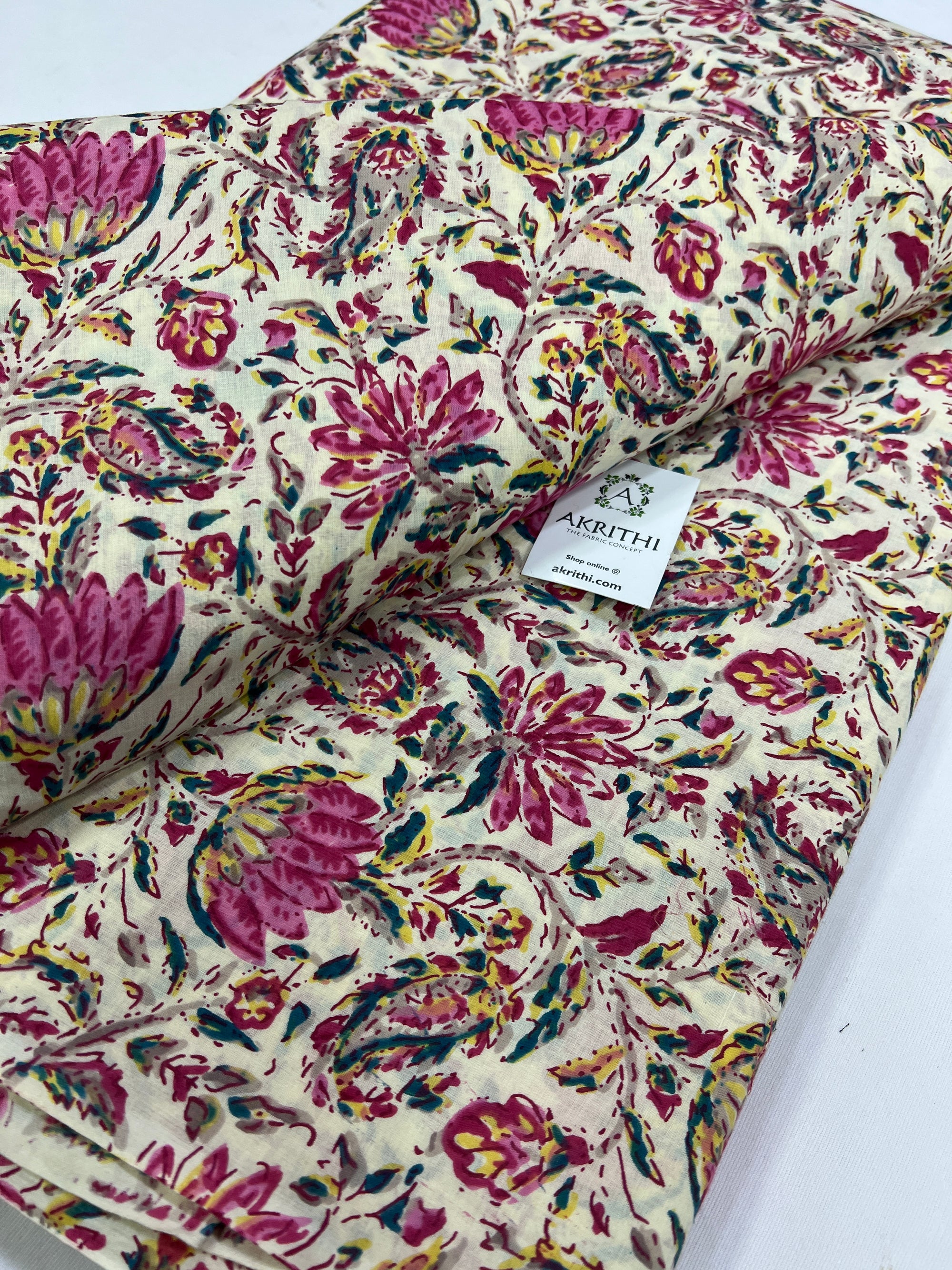 Printed pure cotton fabric