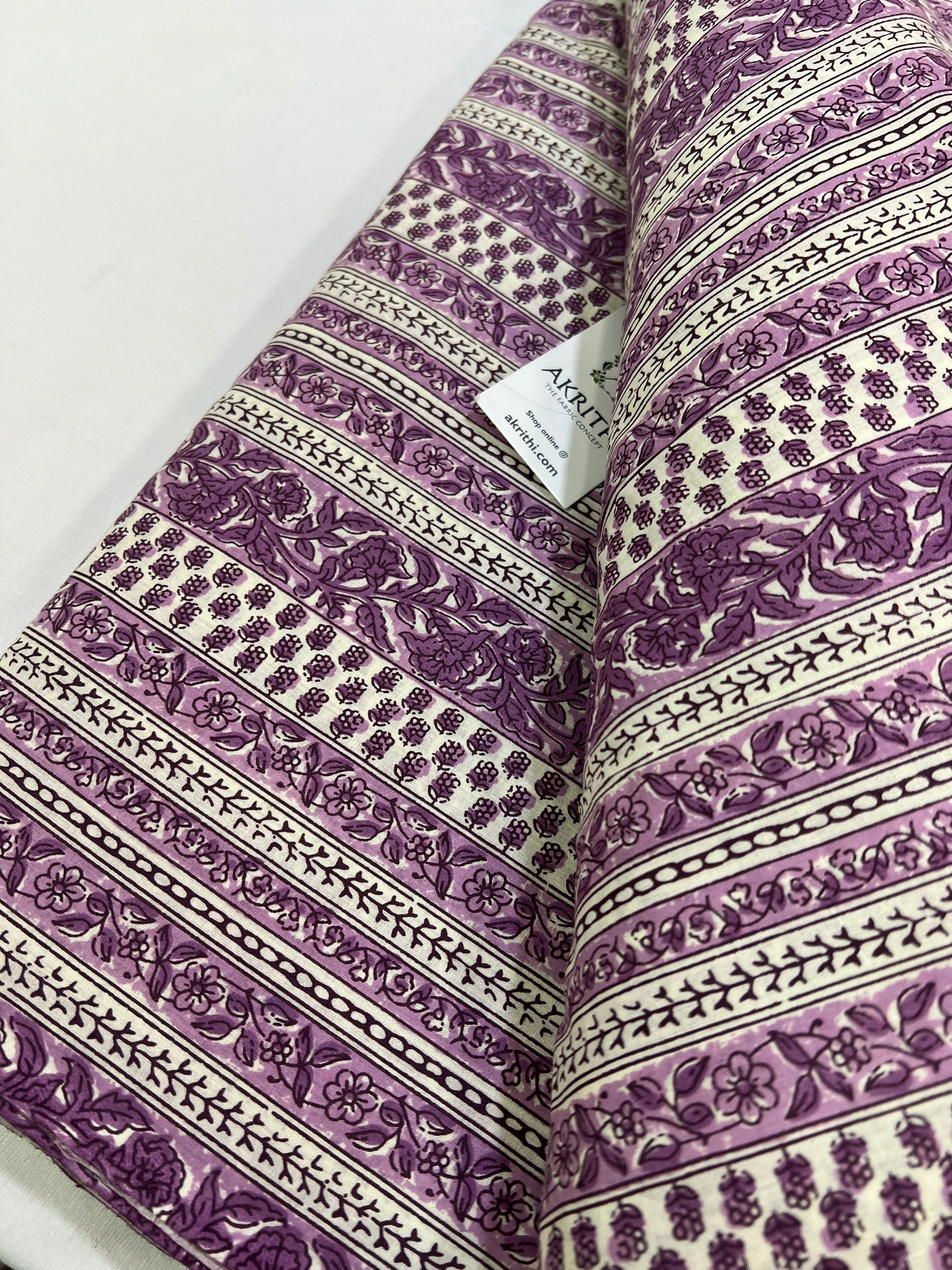 Printed pure cotton fabric