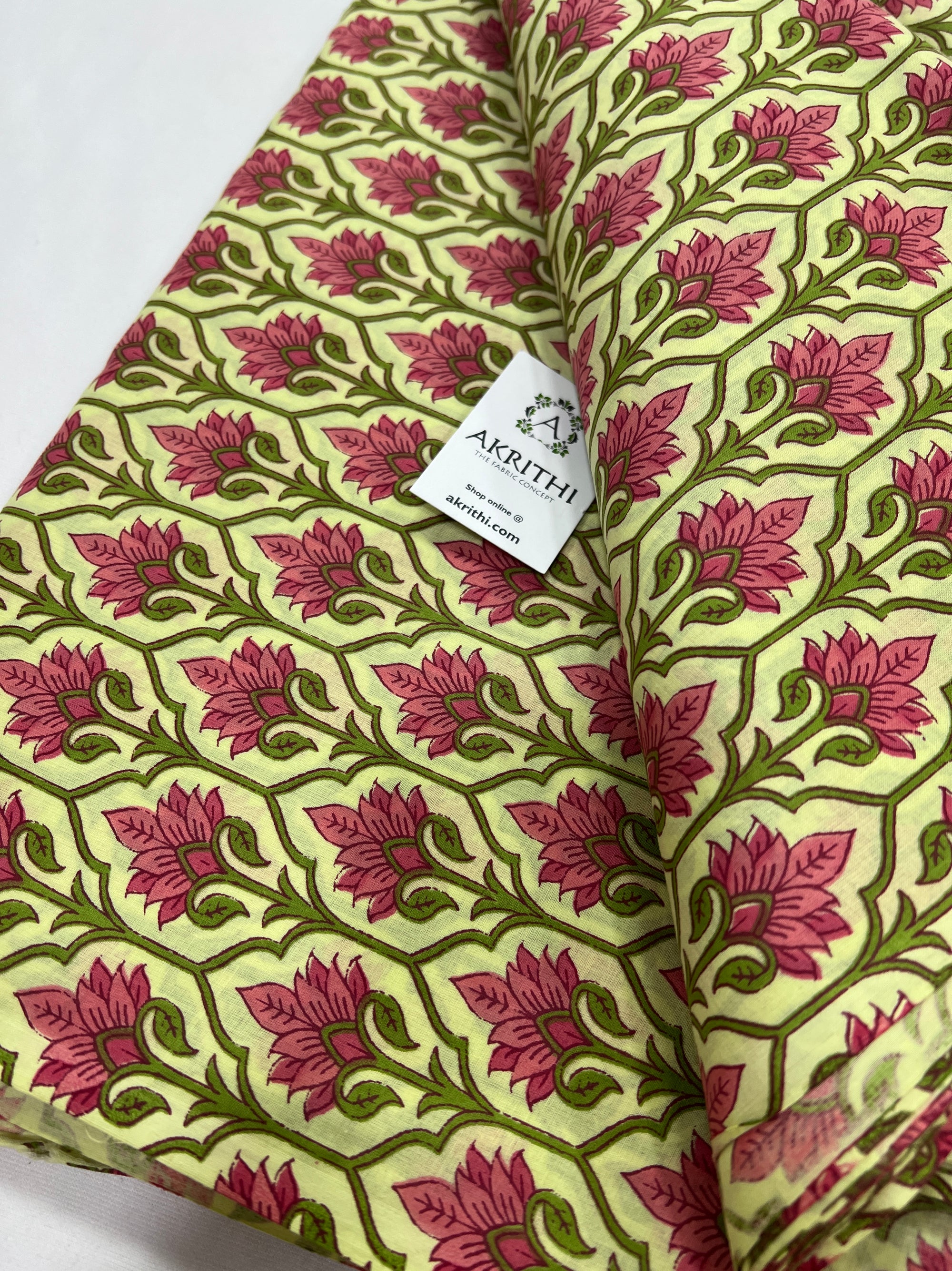 Printed pure cotton fabric