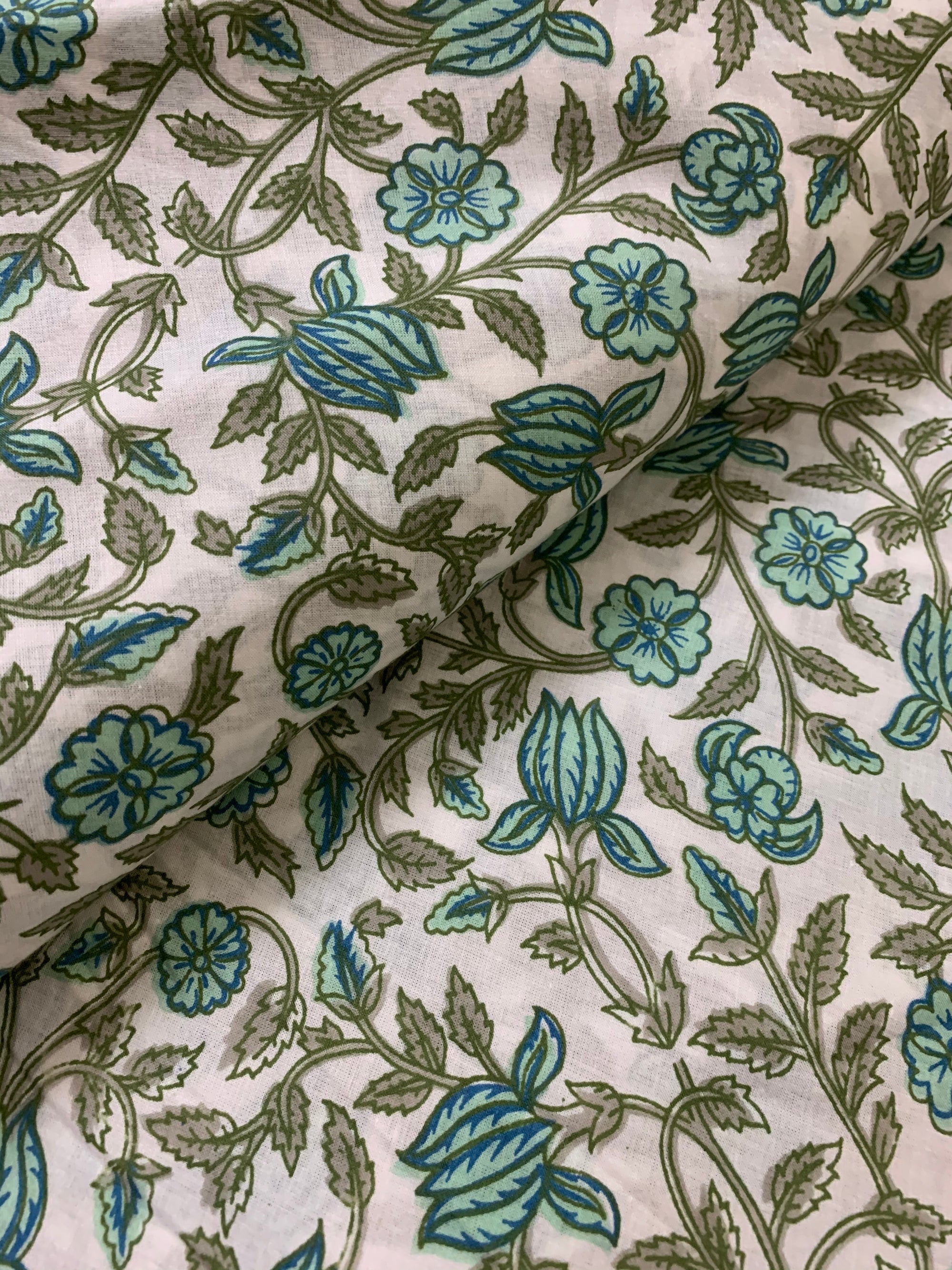 Printed pure cotton fabric