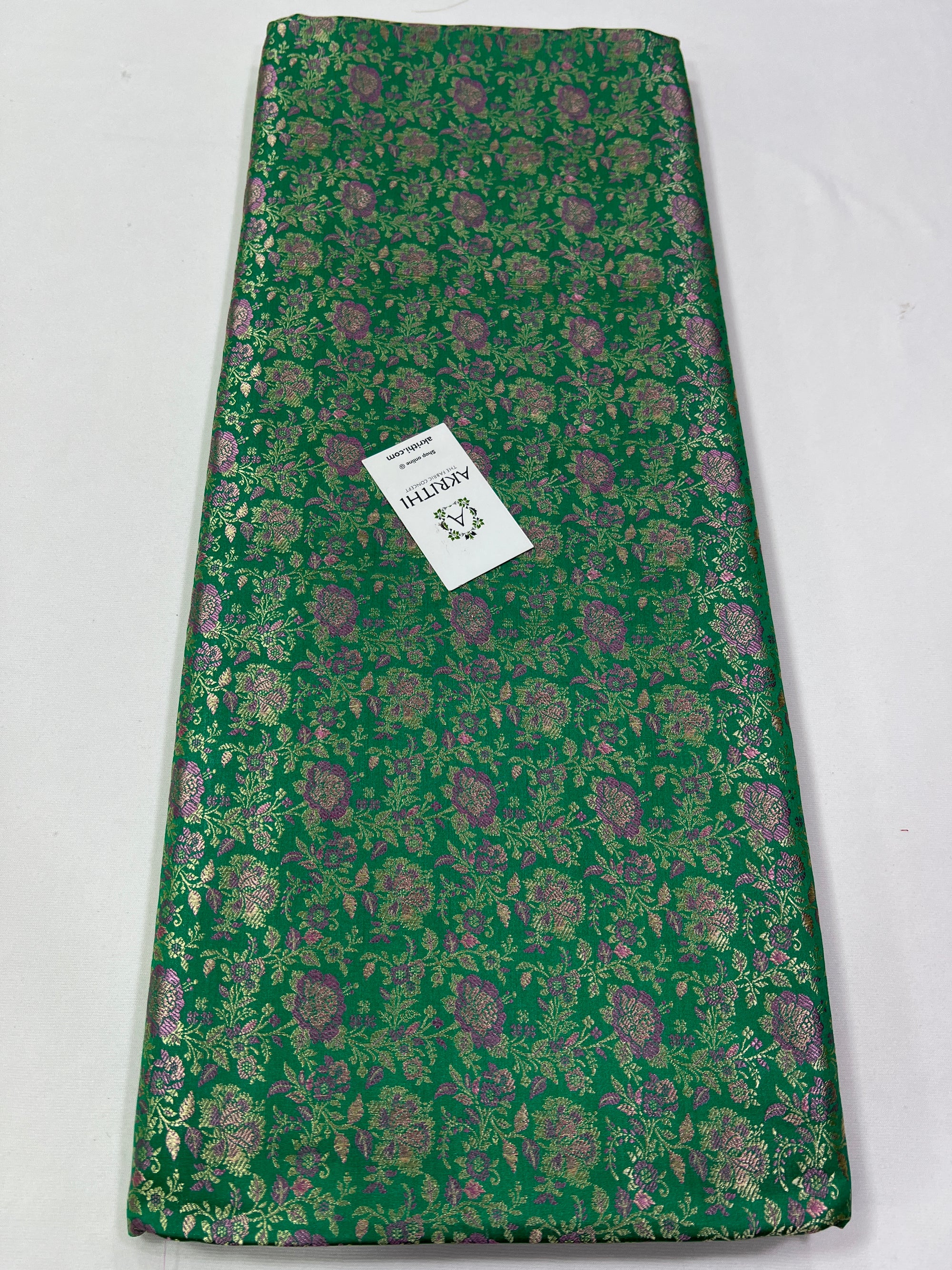 Handloom Banarasi brocade fabric 90 cms cut