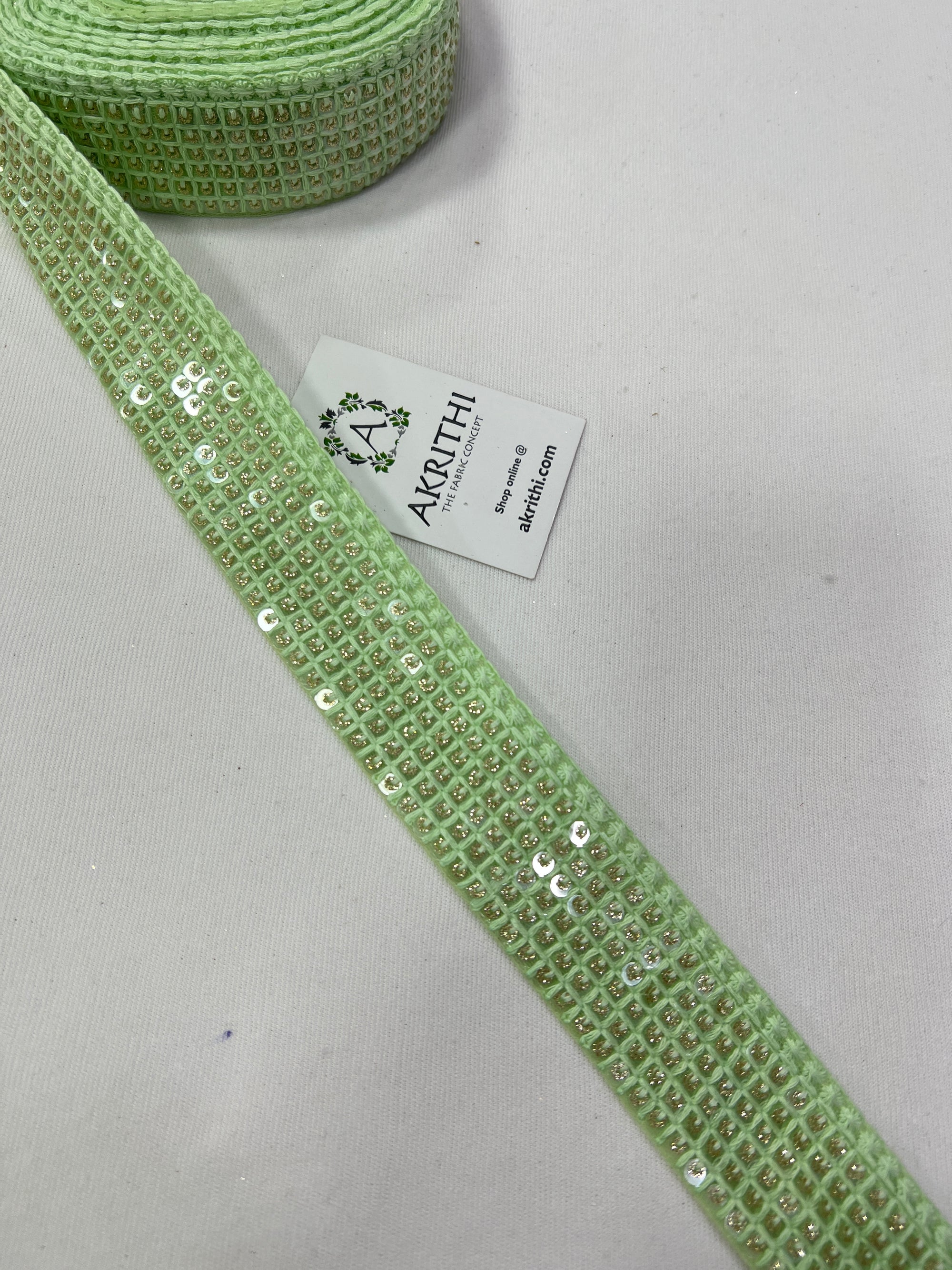 Embroidered lace 9 metres roll