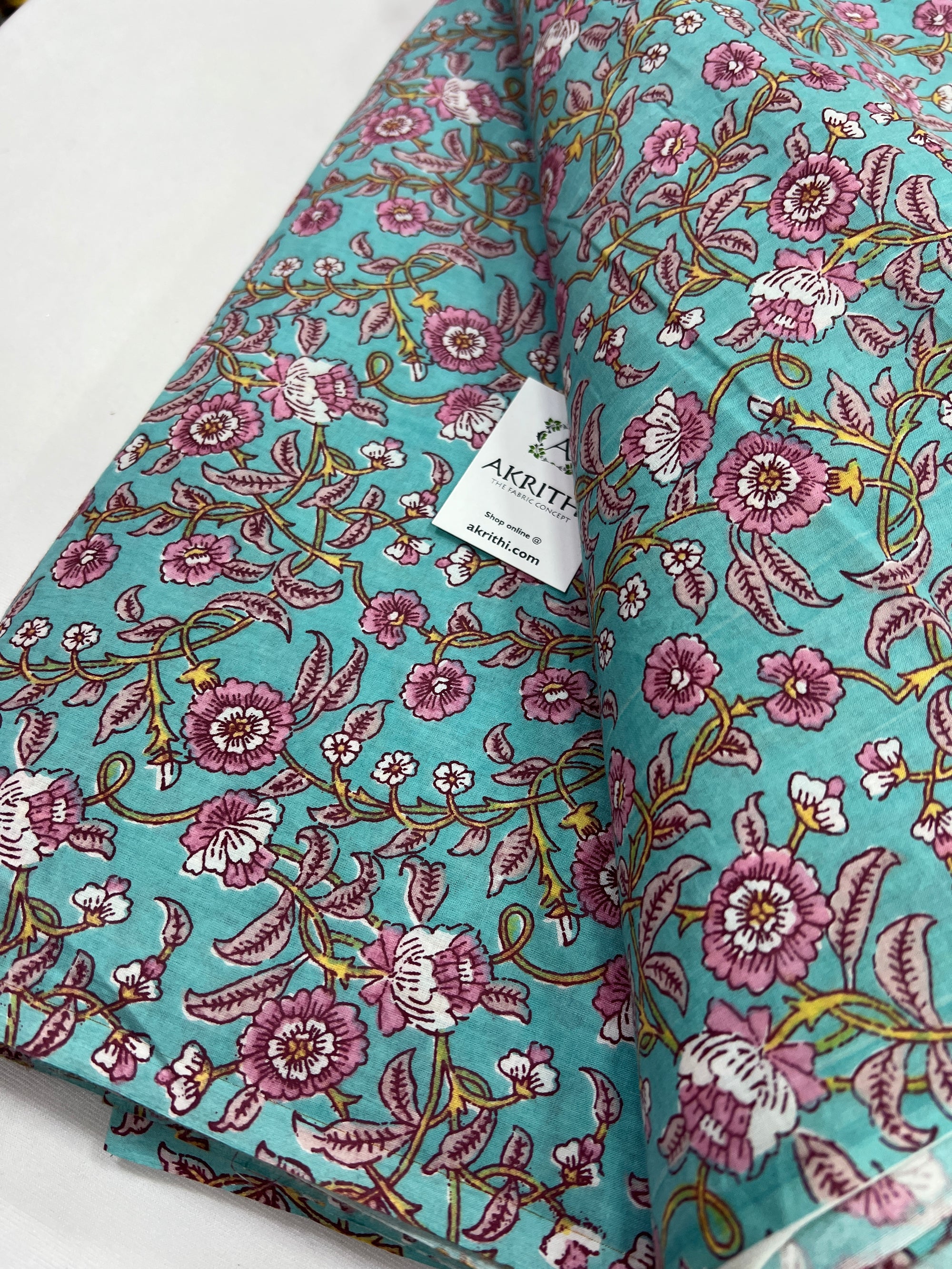 Printed pure cotton fabric