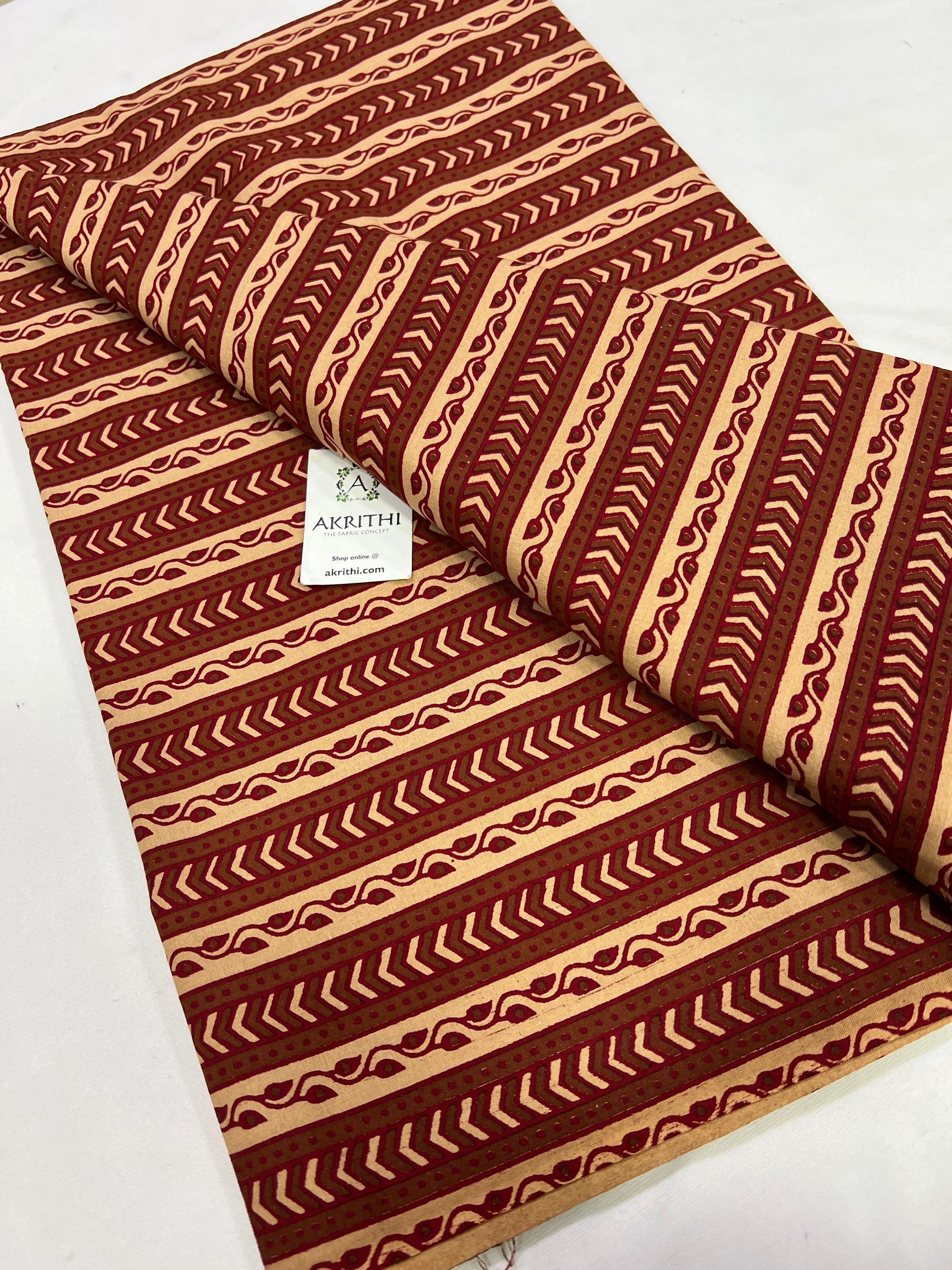 Printed pure cotton fabric