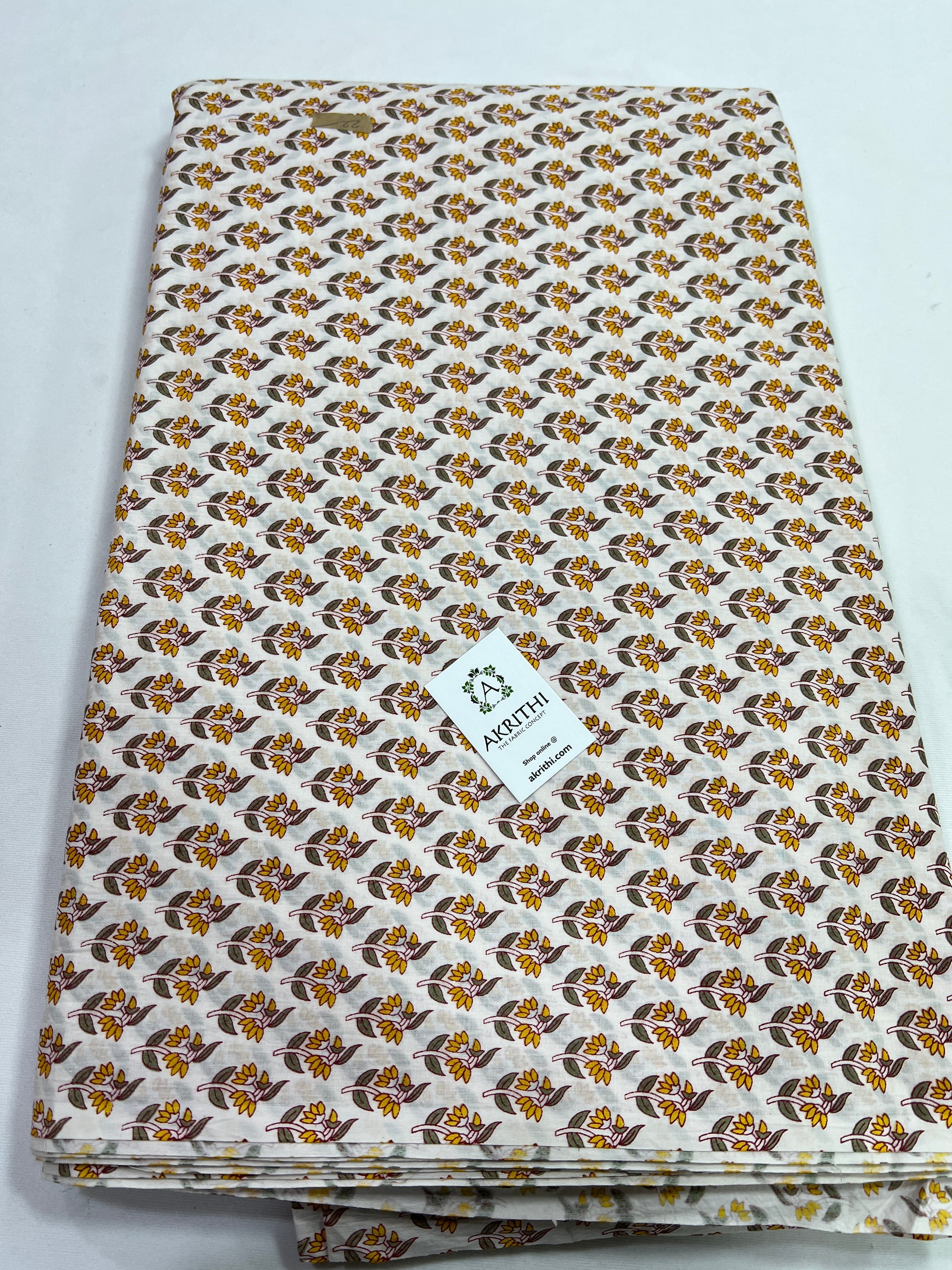 Printed pure cotton fabric