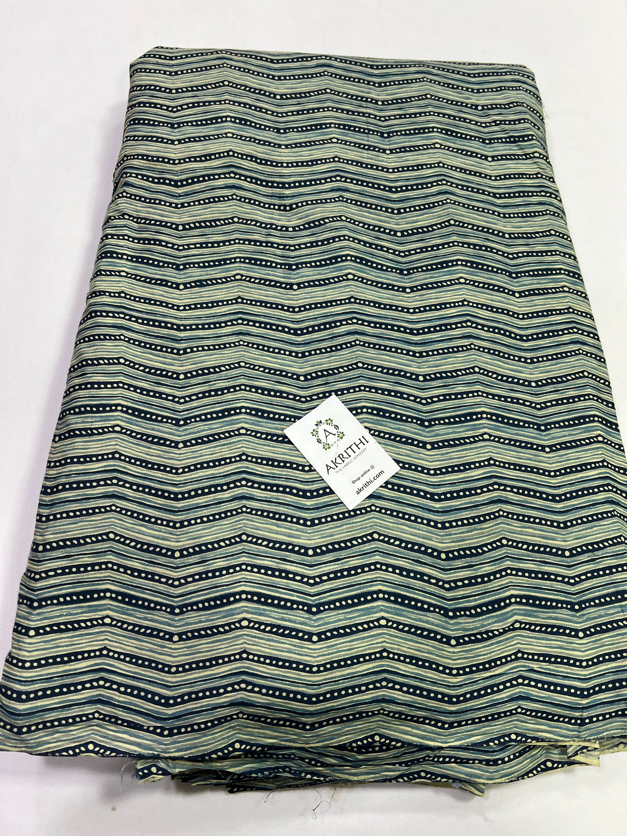 Printed pure cotton fabric