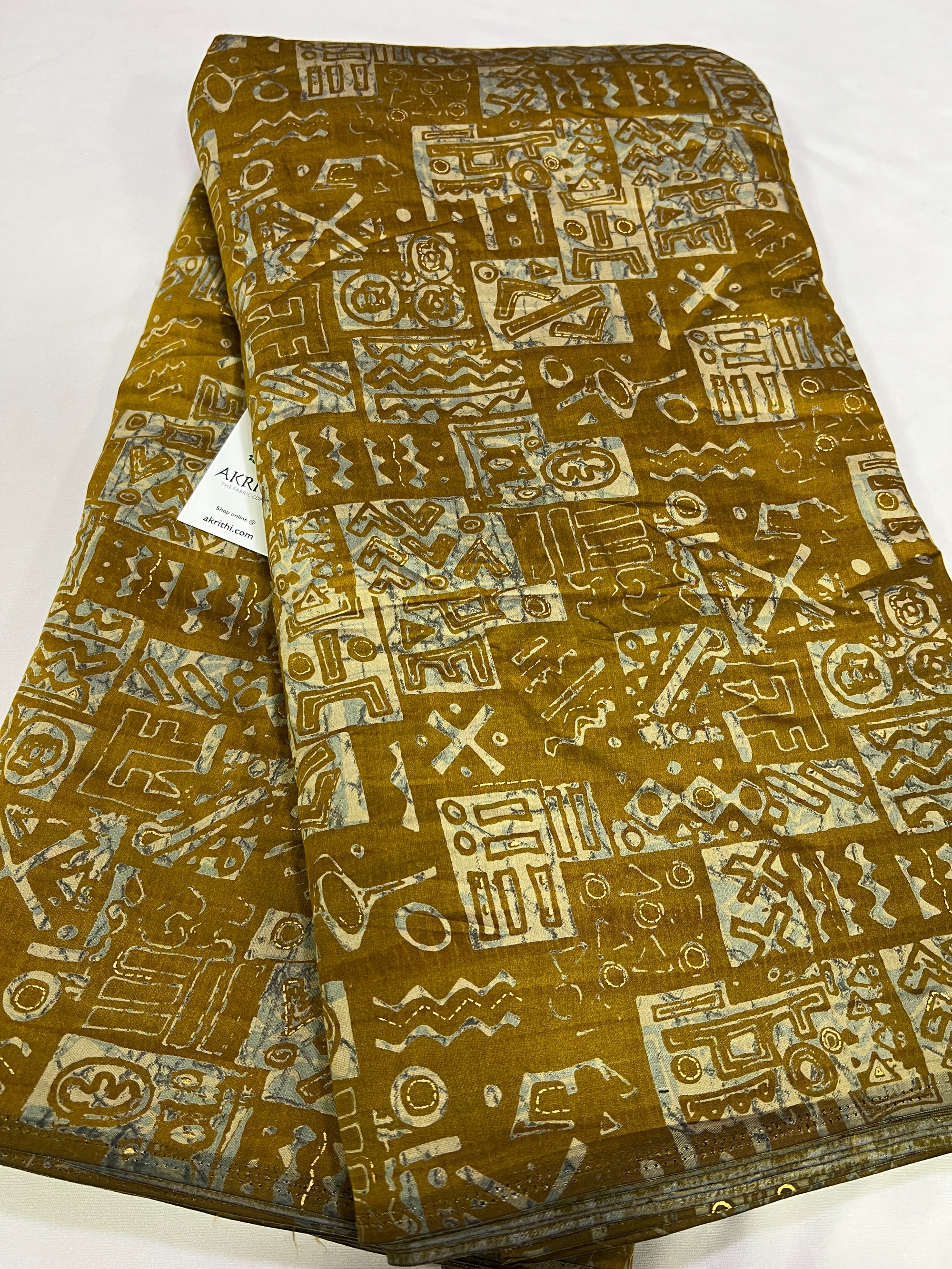 Printed silk fabric