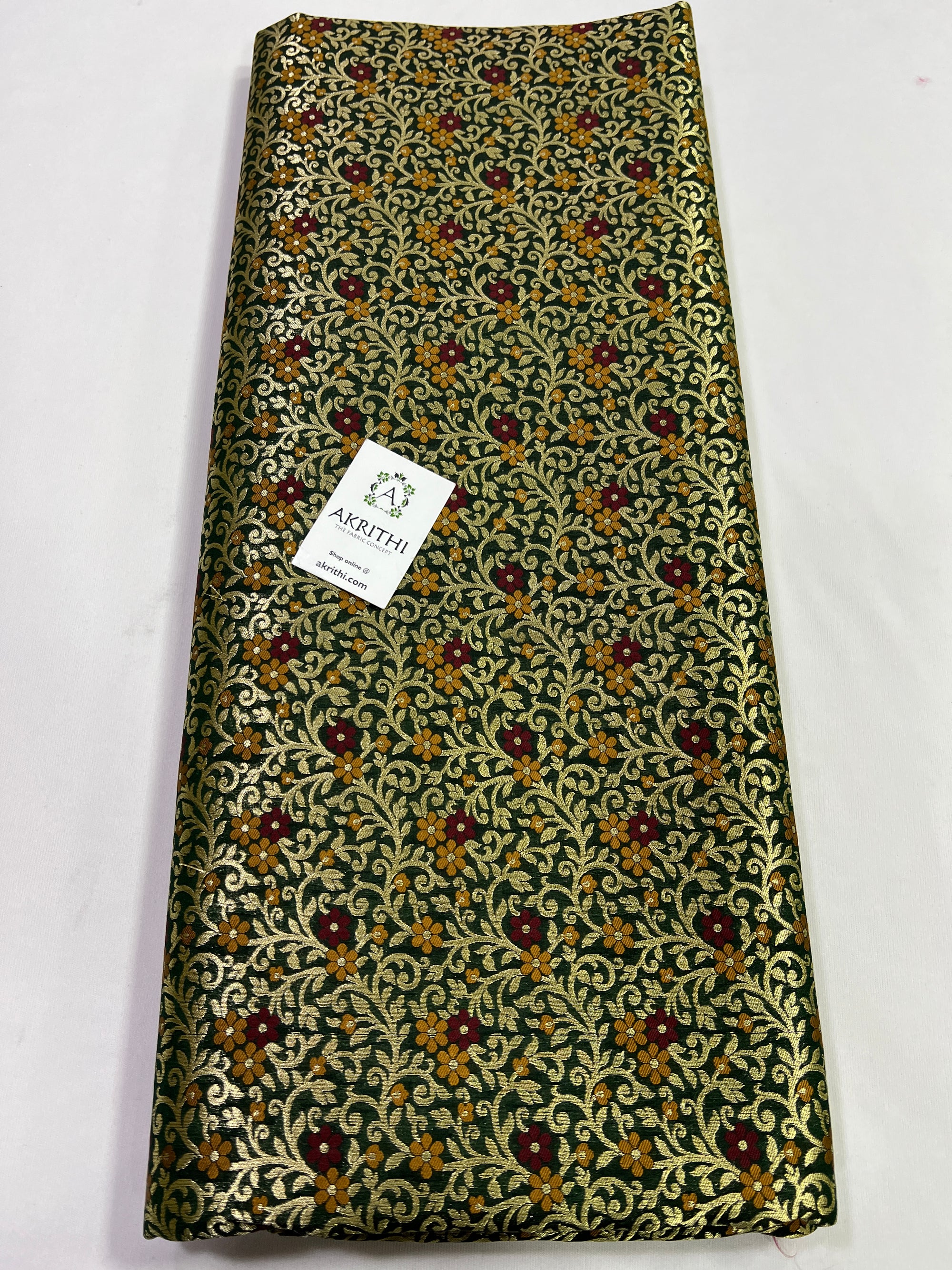 Banarasi kimkhab fabric