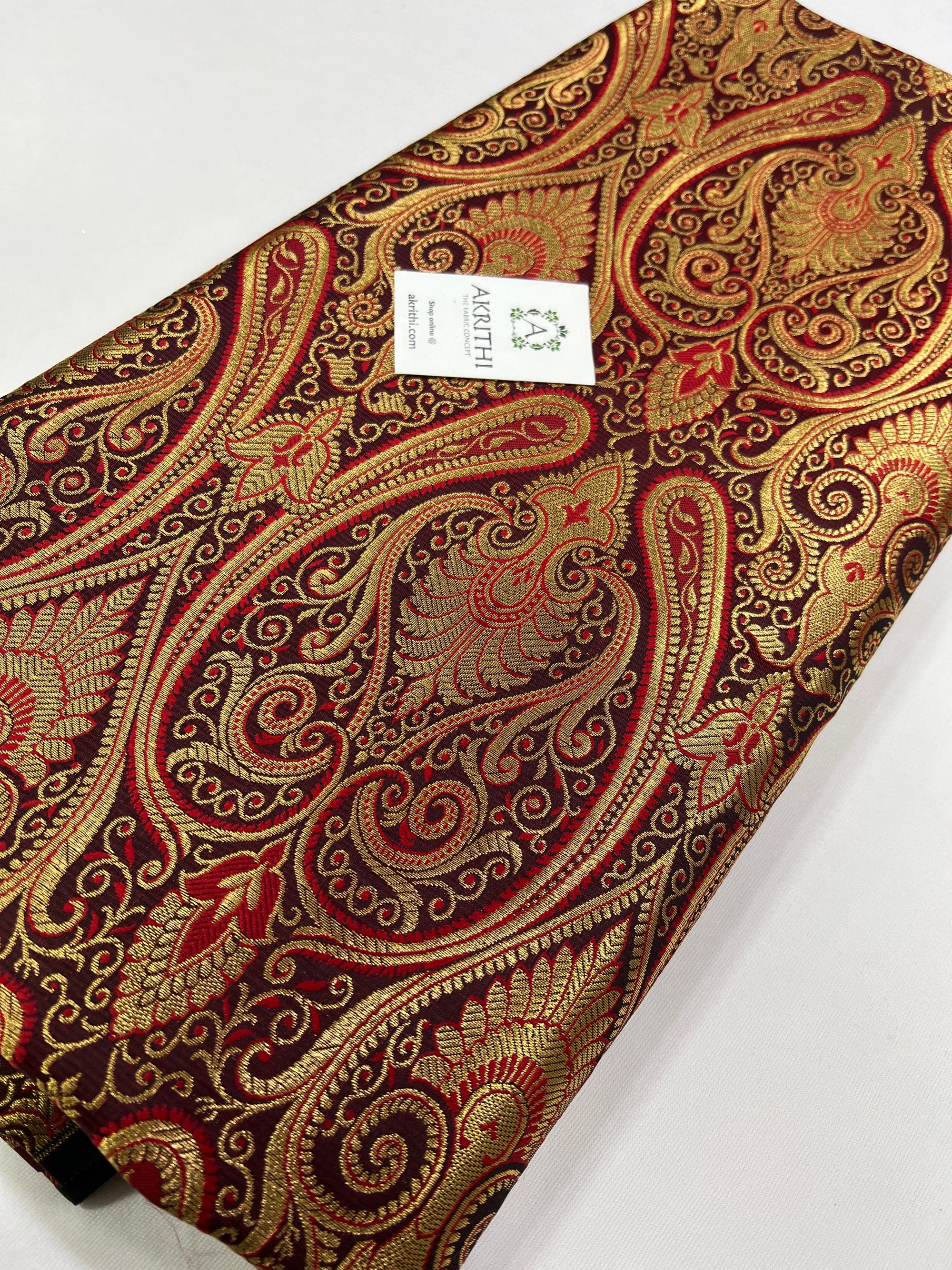 Handloom Banarasi brocade fabric