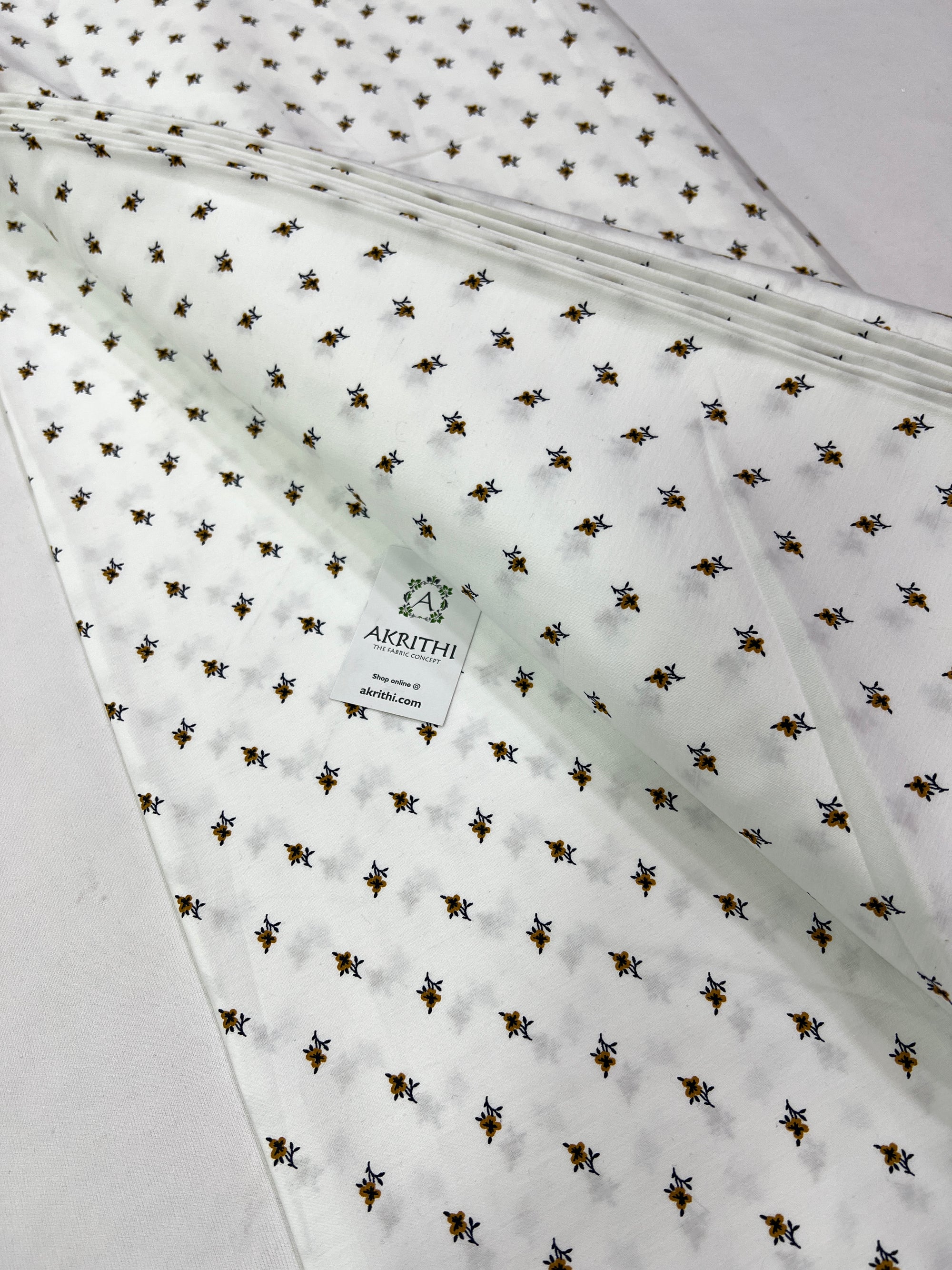 Printed pure cotton fabric