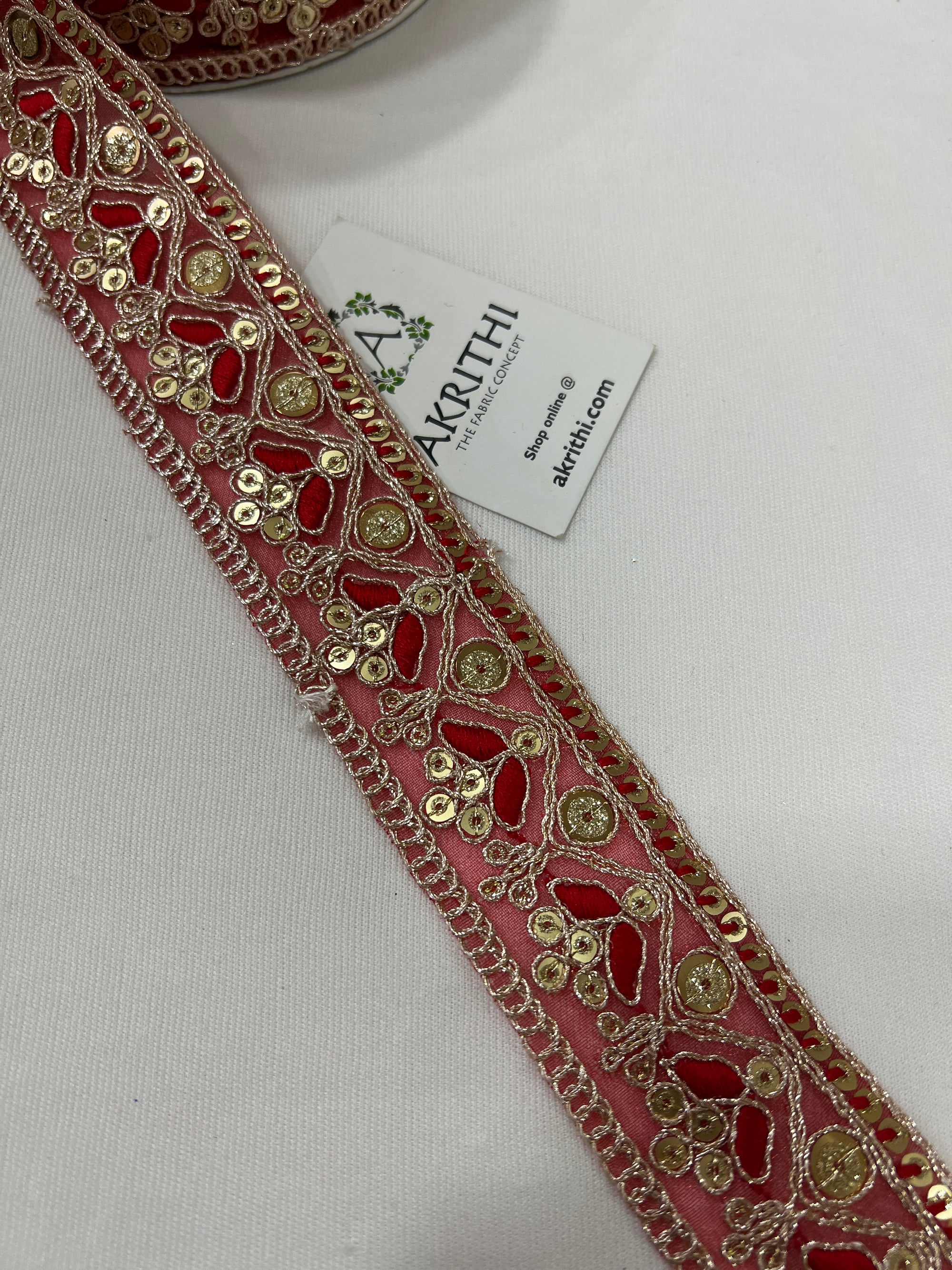 Embroidered lace 9 metres roll