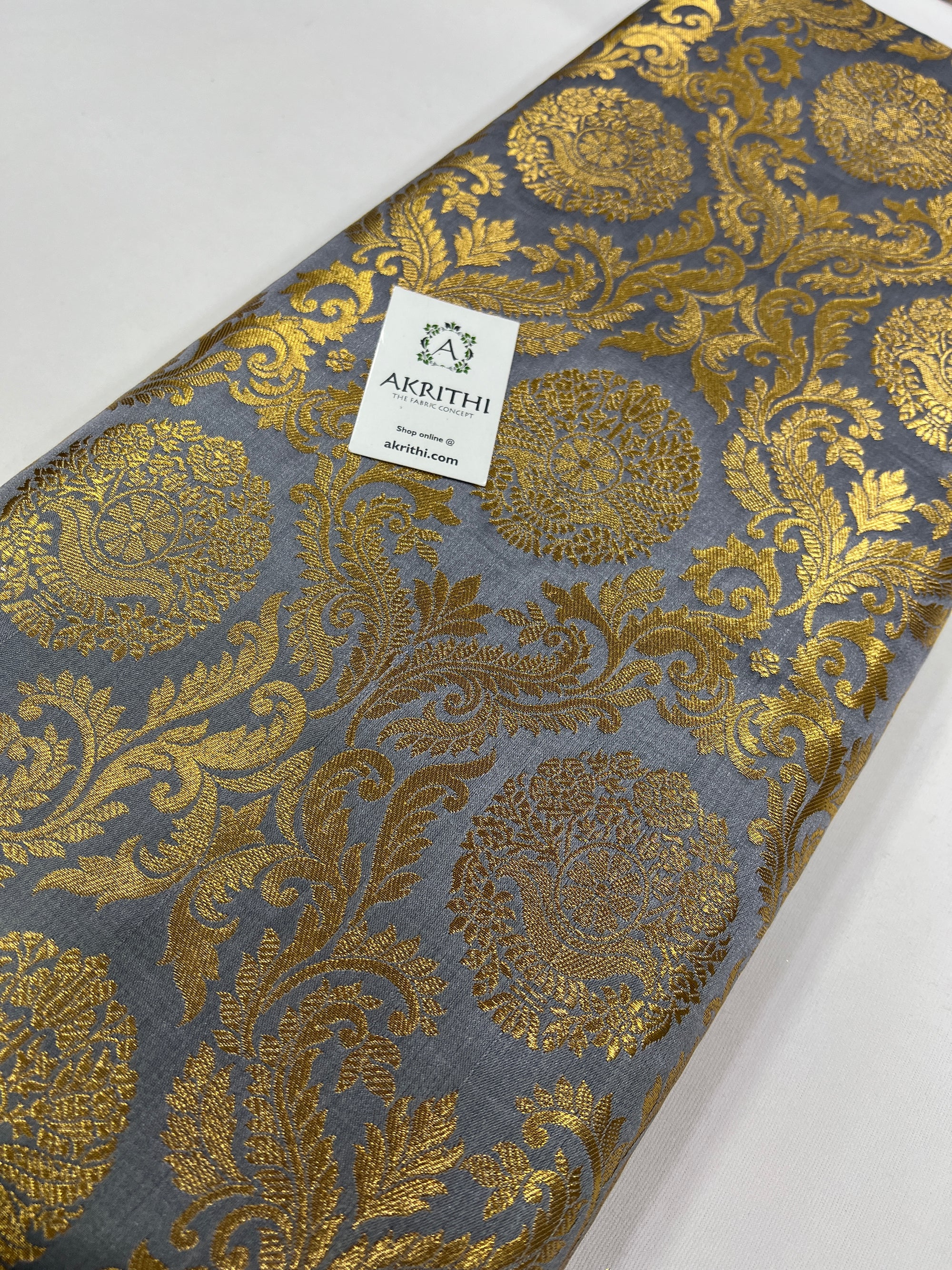 Handloom Banarasi brocade fabric