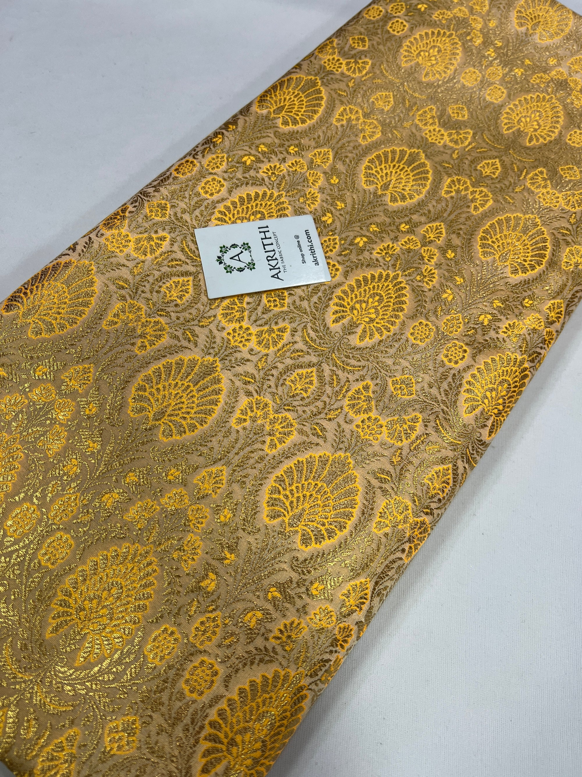 Handloom Banarasi brocade fabric