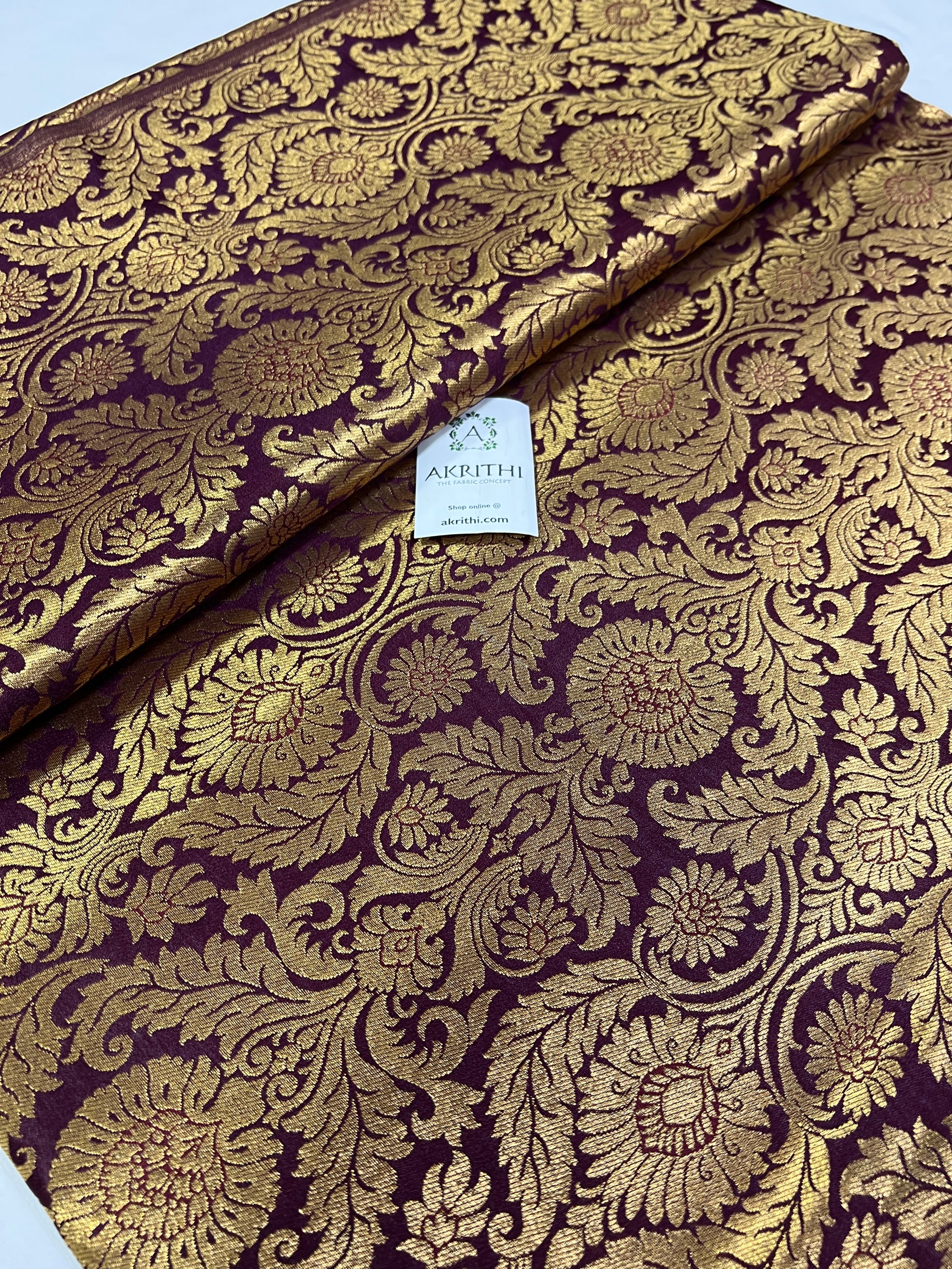 Handloom Banarasi brocade fabric