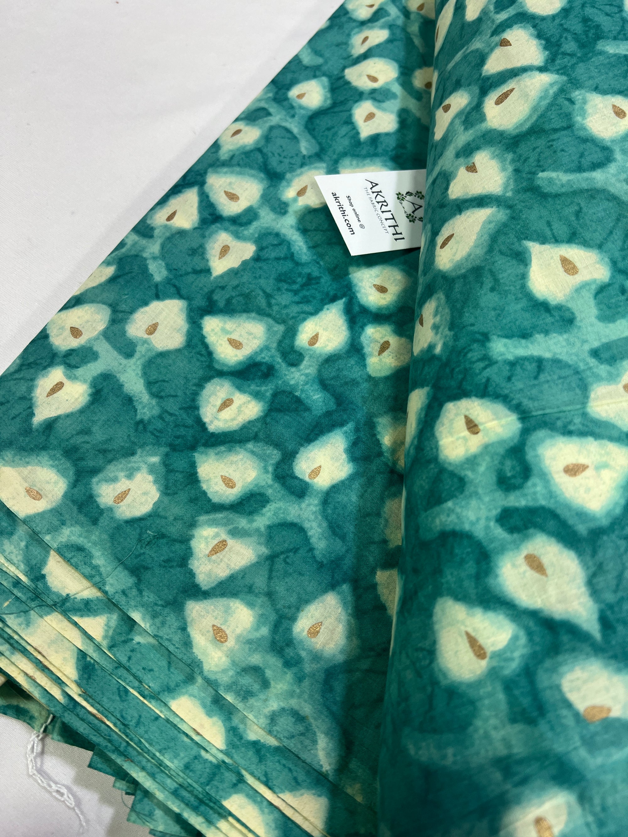Printed pure cotton fabric